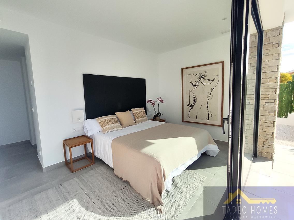 Zu verkaufen von villa in
 Calasparra