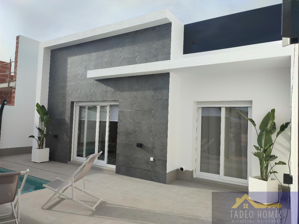 Venta de villa en Balsicas
