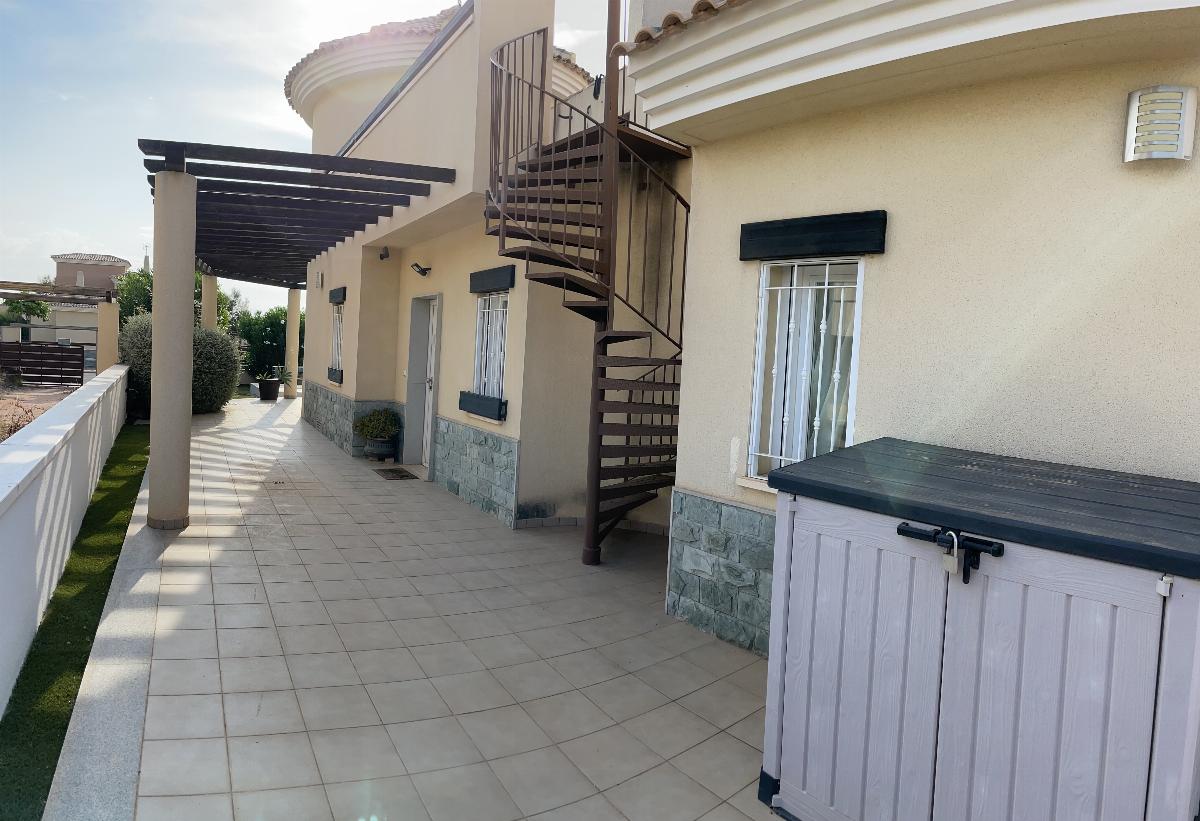 For sale of villa in Gea y Truyols