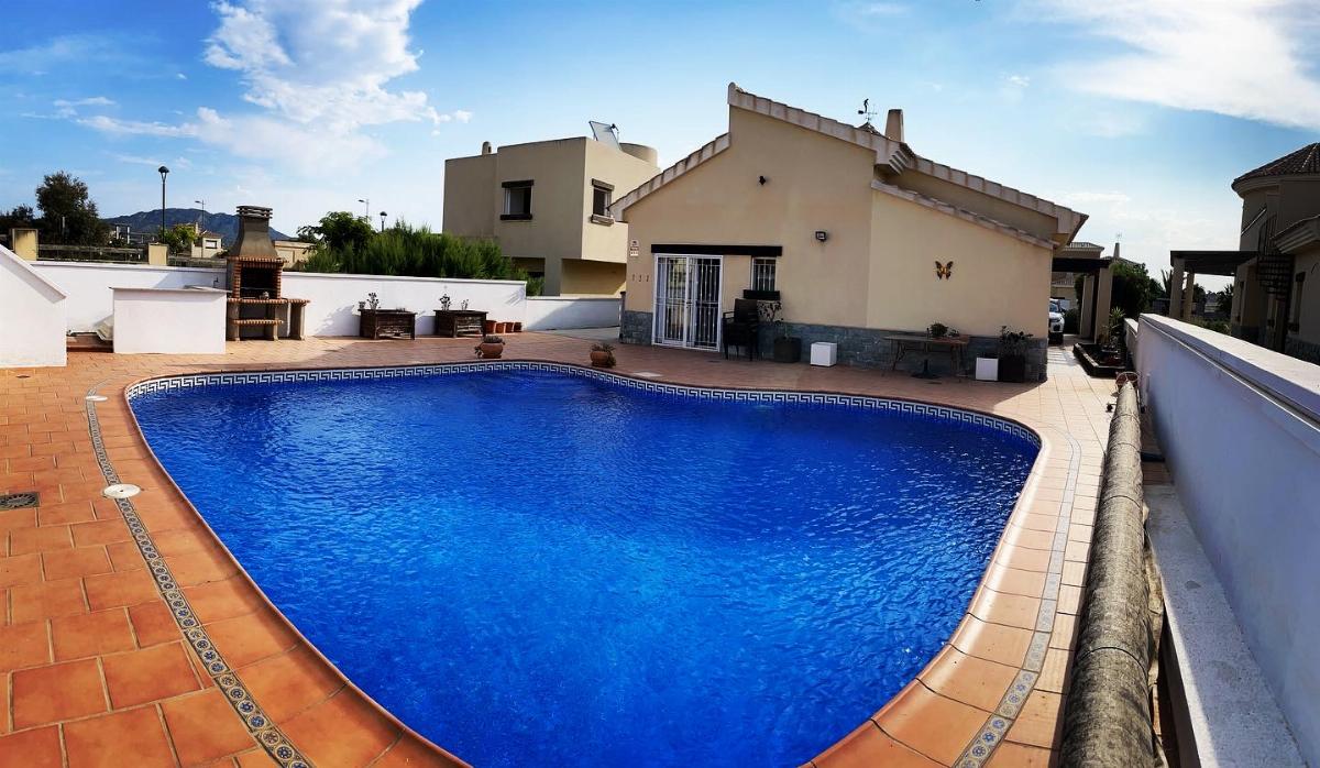 For sale of villa in Gea y Truyols