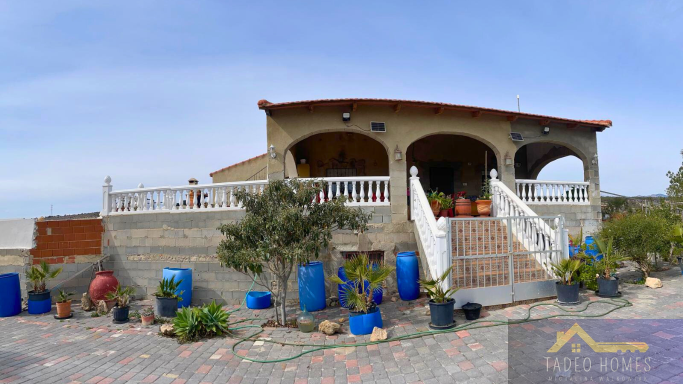 For sale of chalet in Albudeite