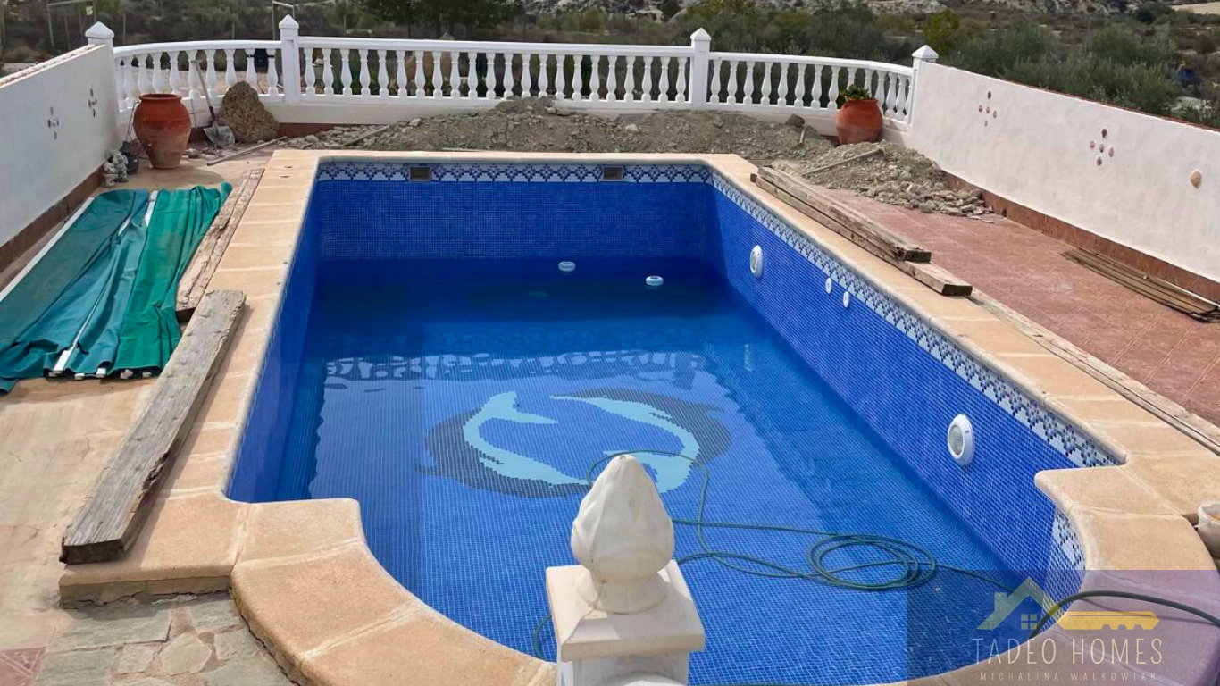 For sale of chalet in Albudeite