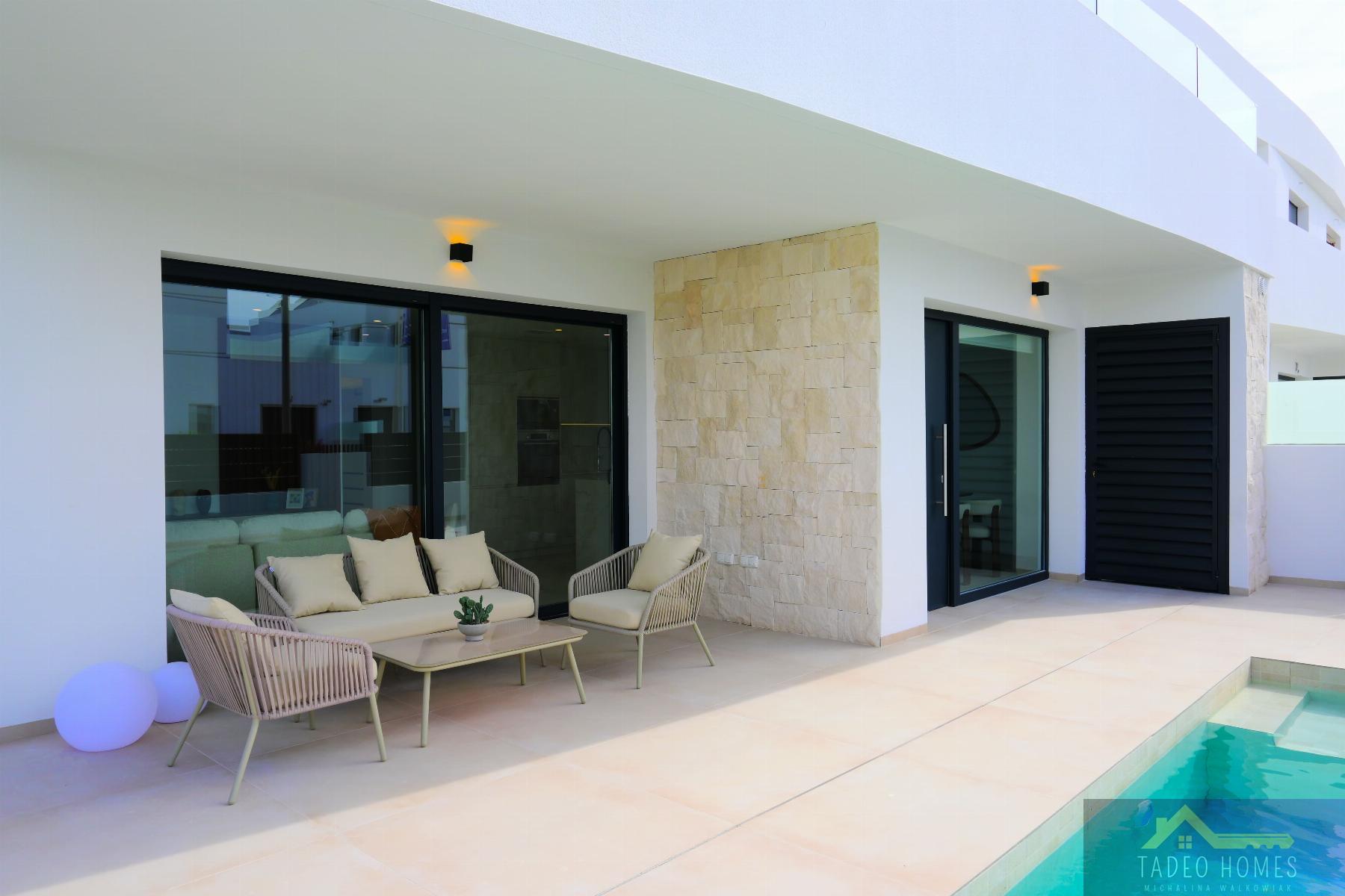 Venta de villa en Dolores