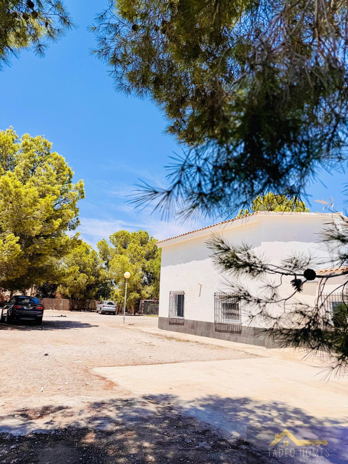 Venta de finca de recreo en Gea y Truyols