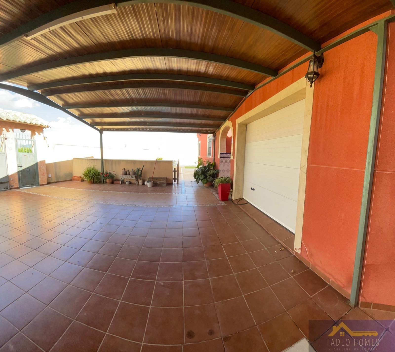 Venta de chalet en Abanilla