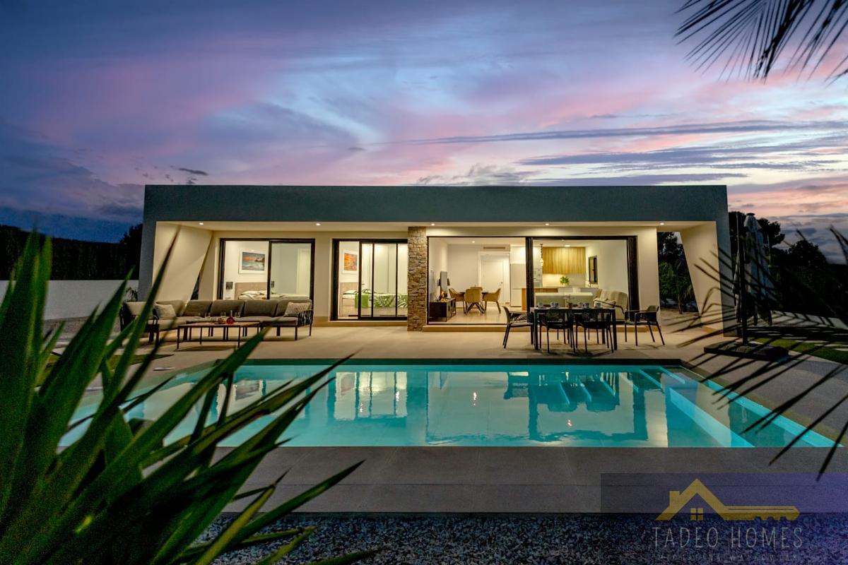 Venta de villa en Calasparra