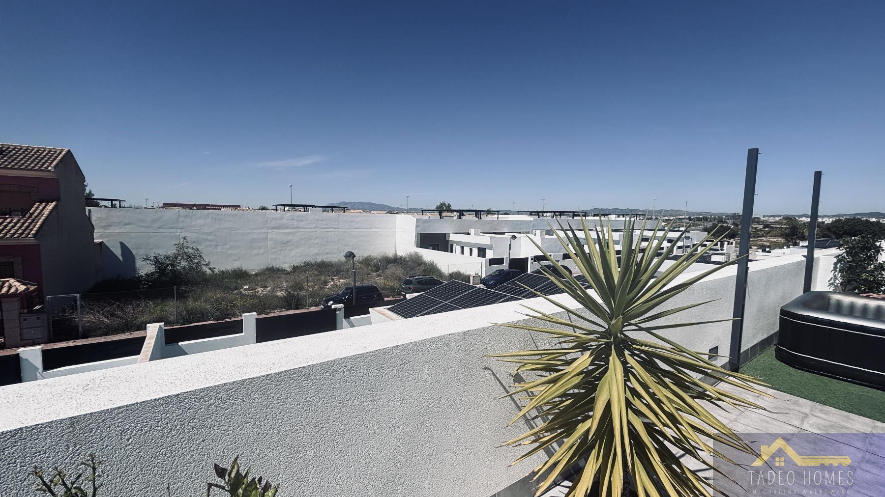 Venta de villa en Roldán