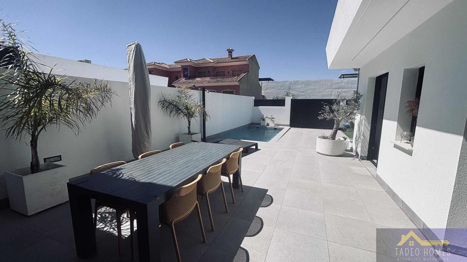 Venta de villa en Roldán