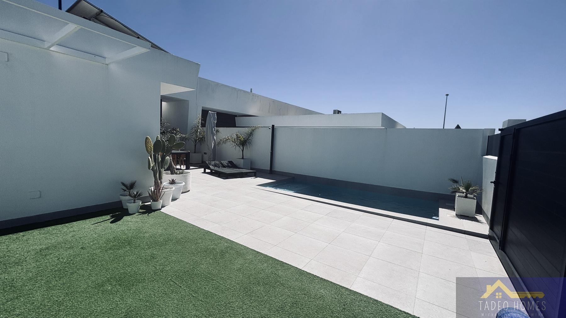 Venta de villa en Roldán