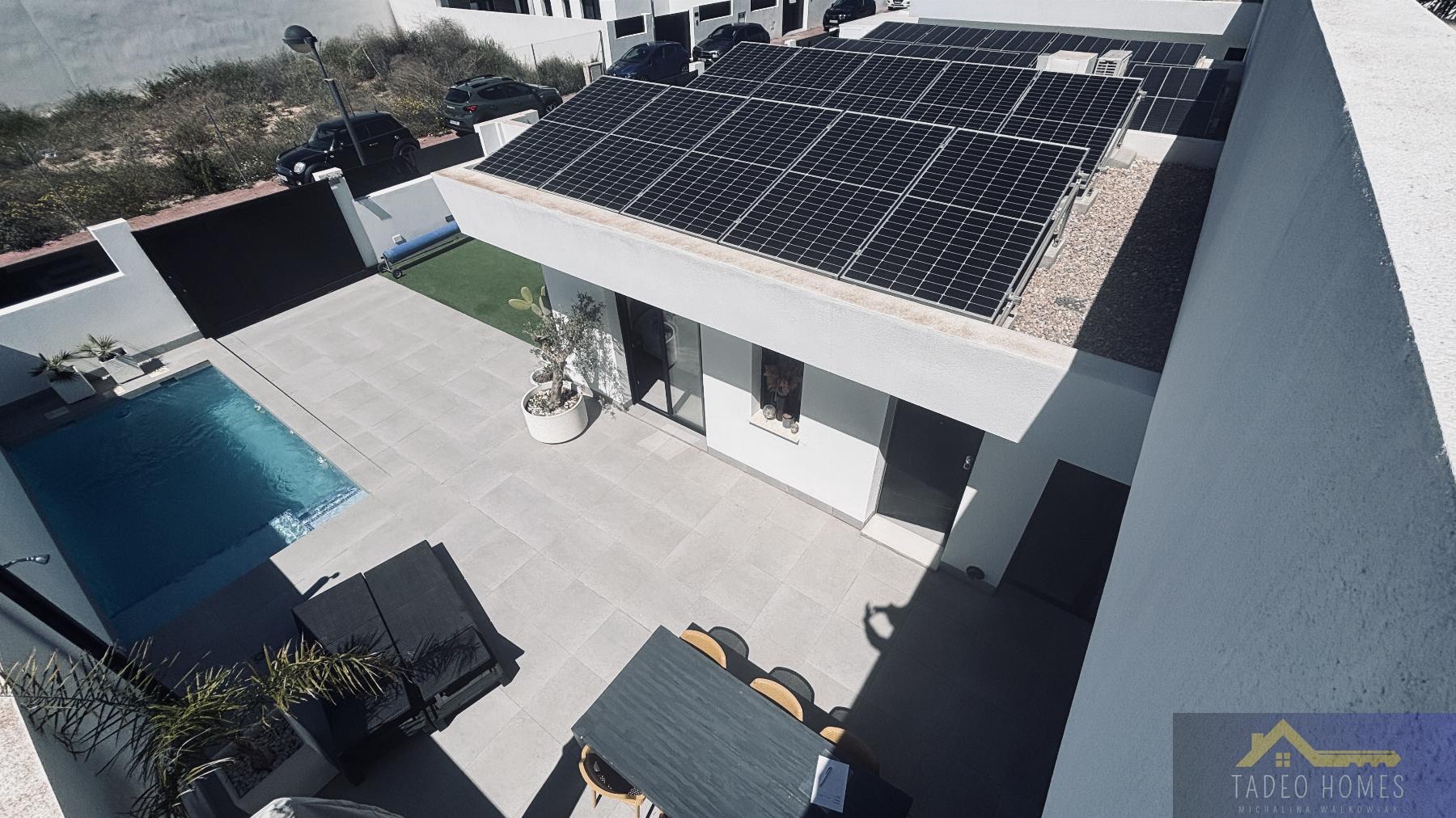 Venta de villa en Roldán