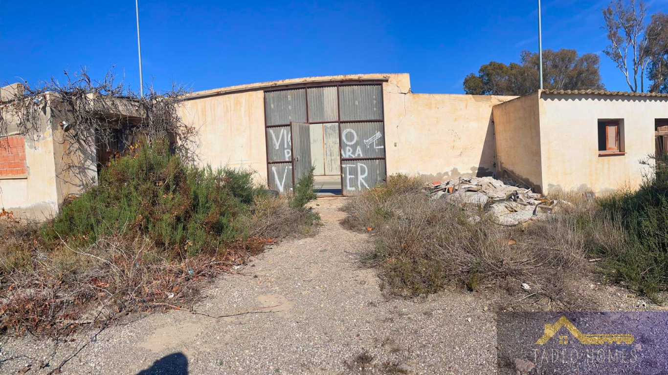 Venta de terreno en Águilas