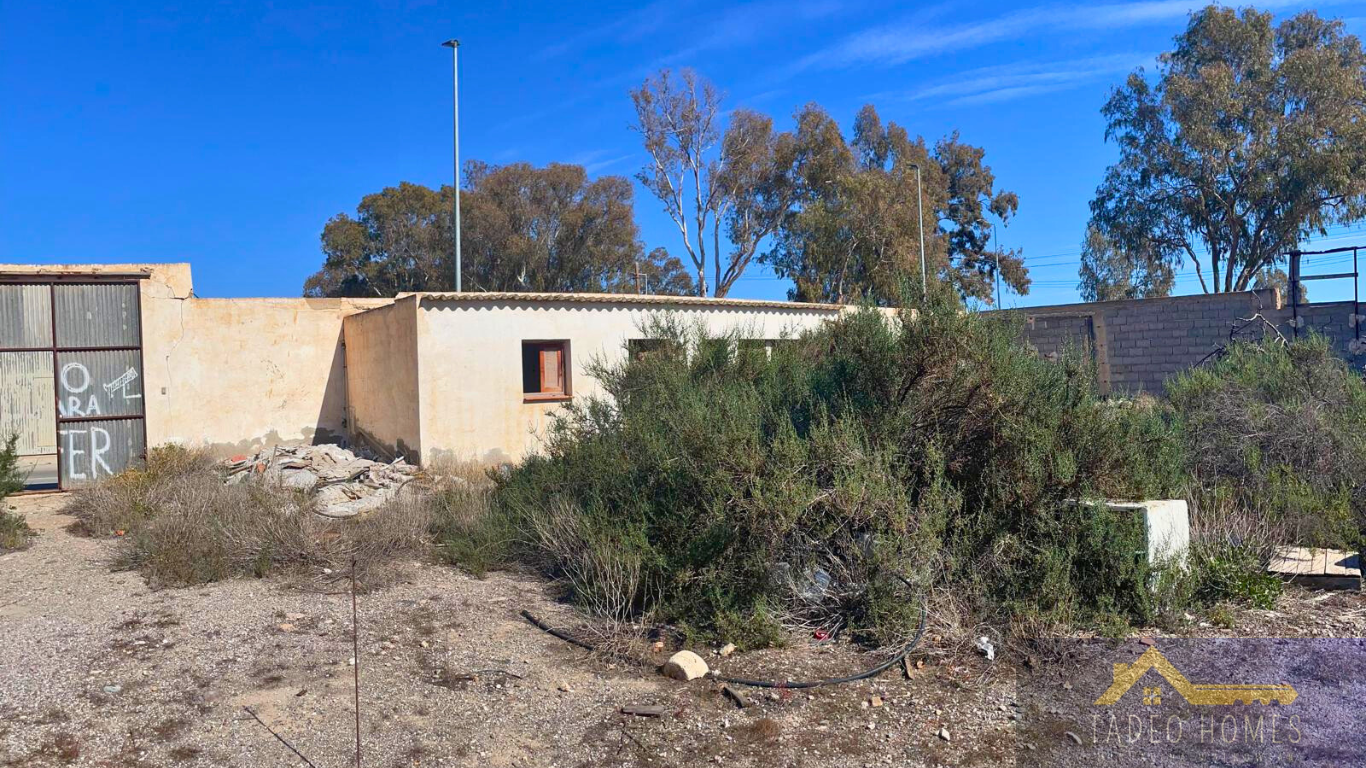 Venta de terreno en Águilas