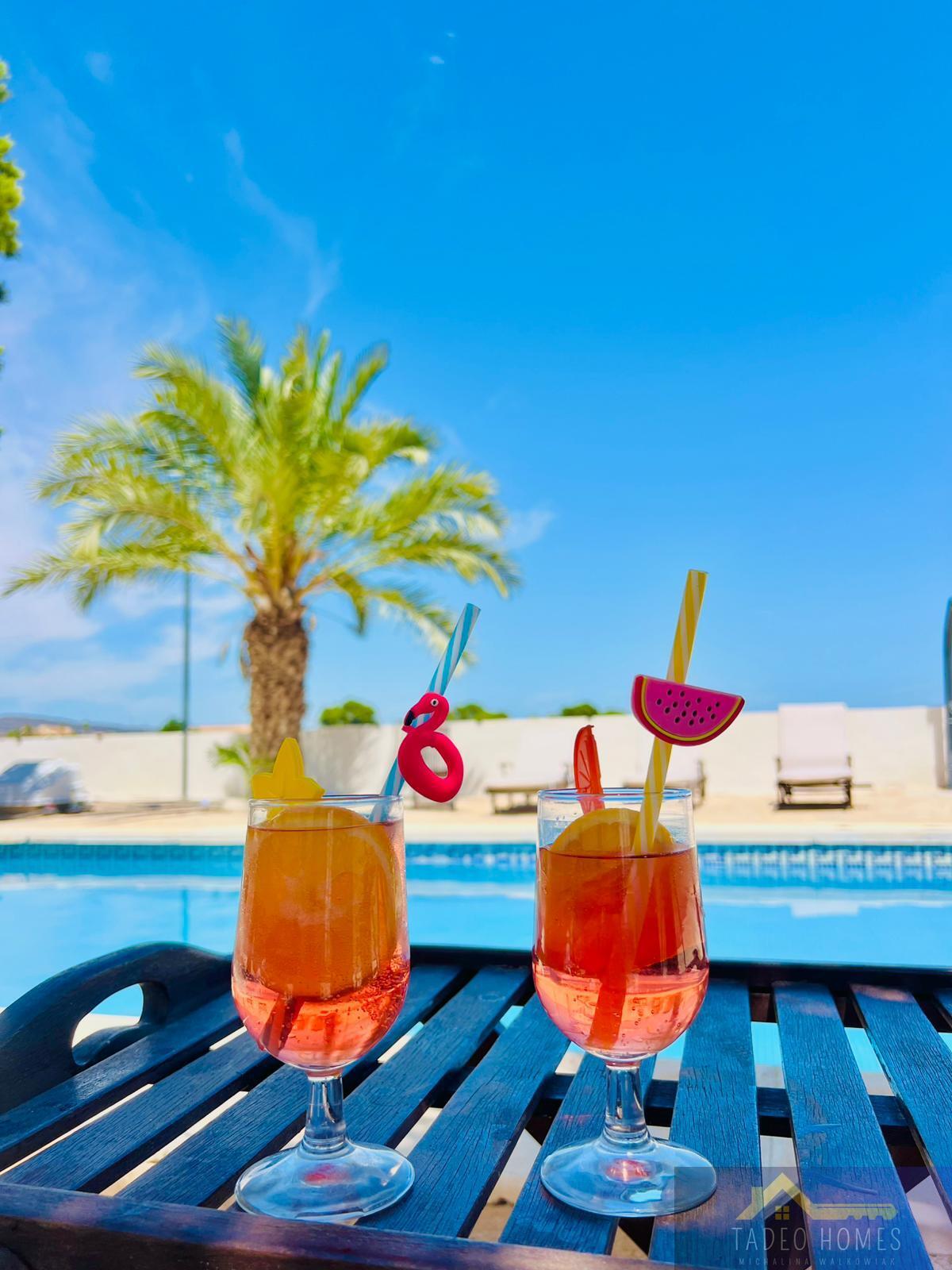 Venta de finca de recreo en Gea y Truyols