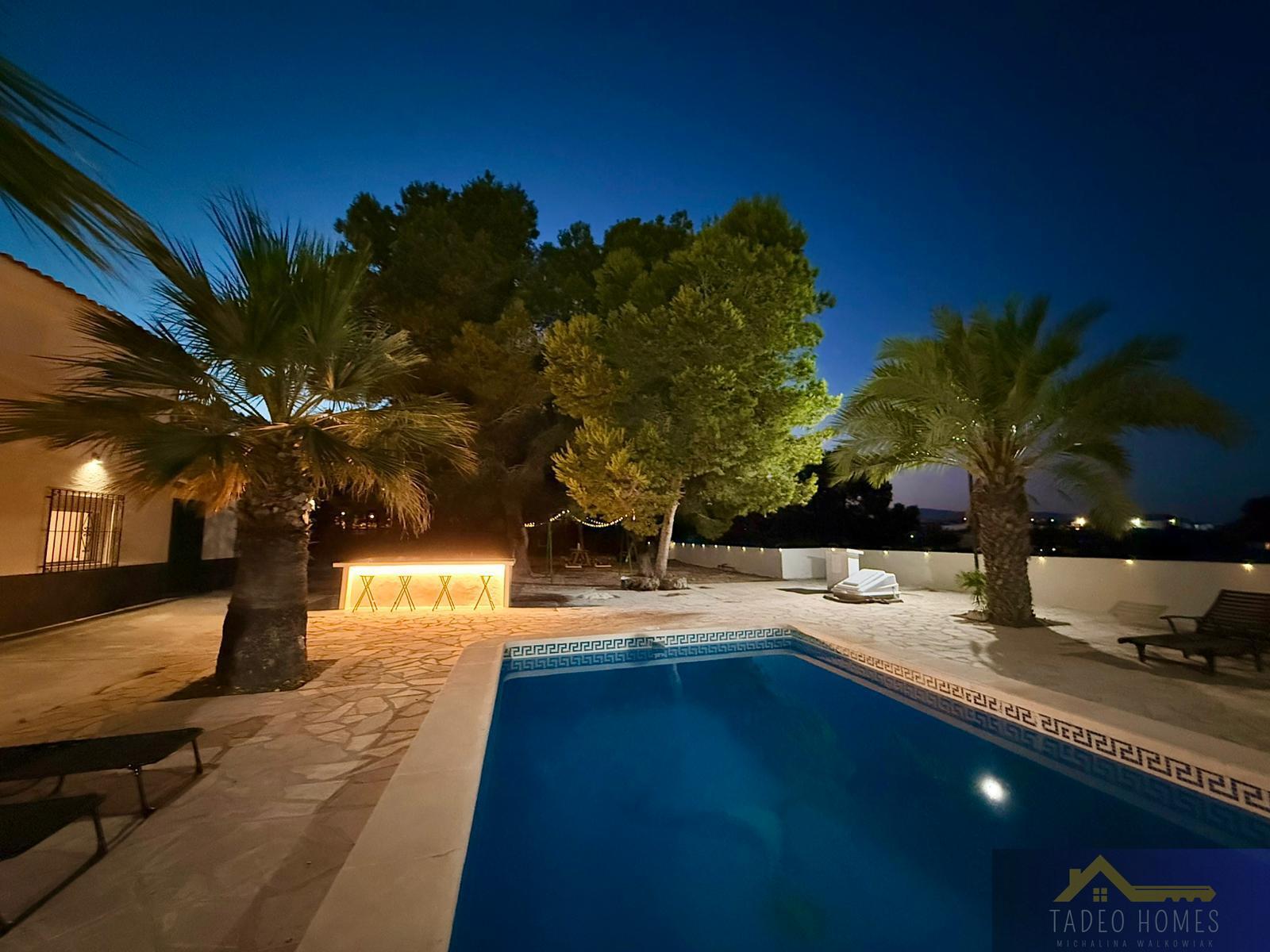 Venta de finca de recreo en Gea y Truyols