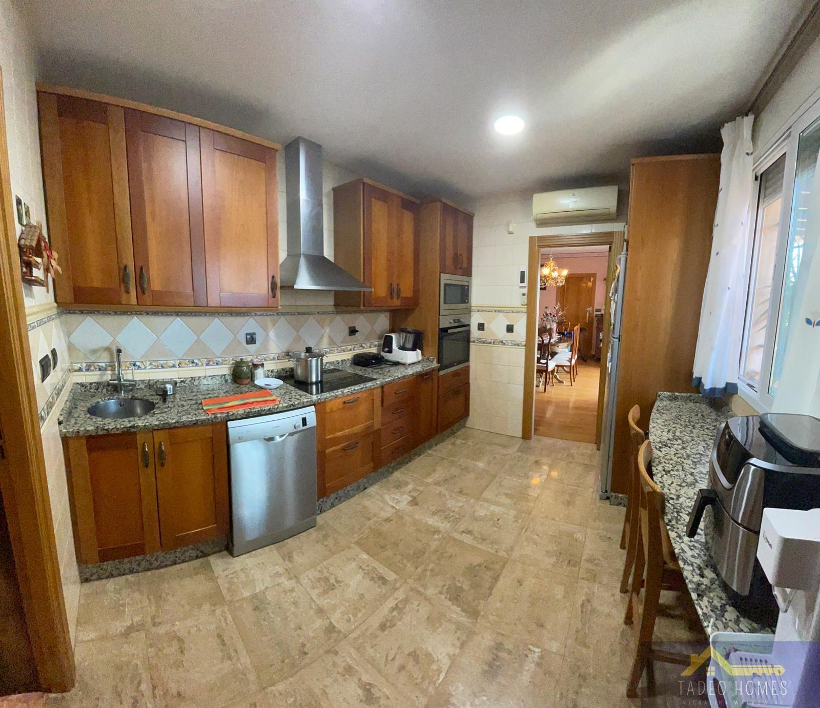 Venta de chalet en Abanilla