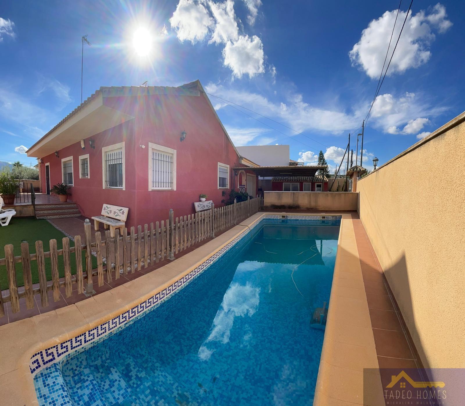 Venta de chalet en Abanilla