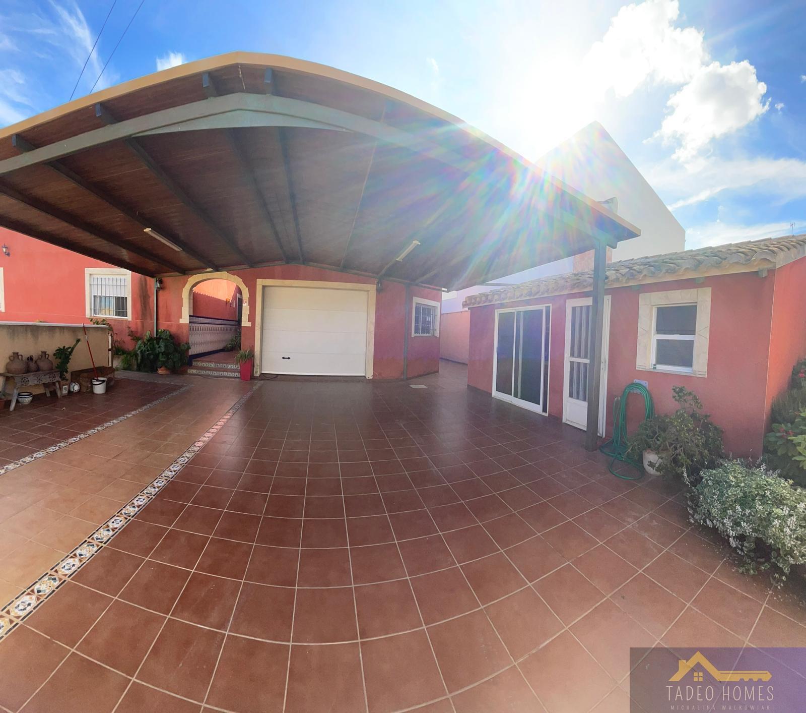 Venta de chalet en Abanilla