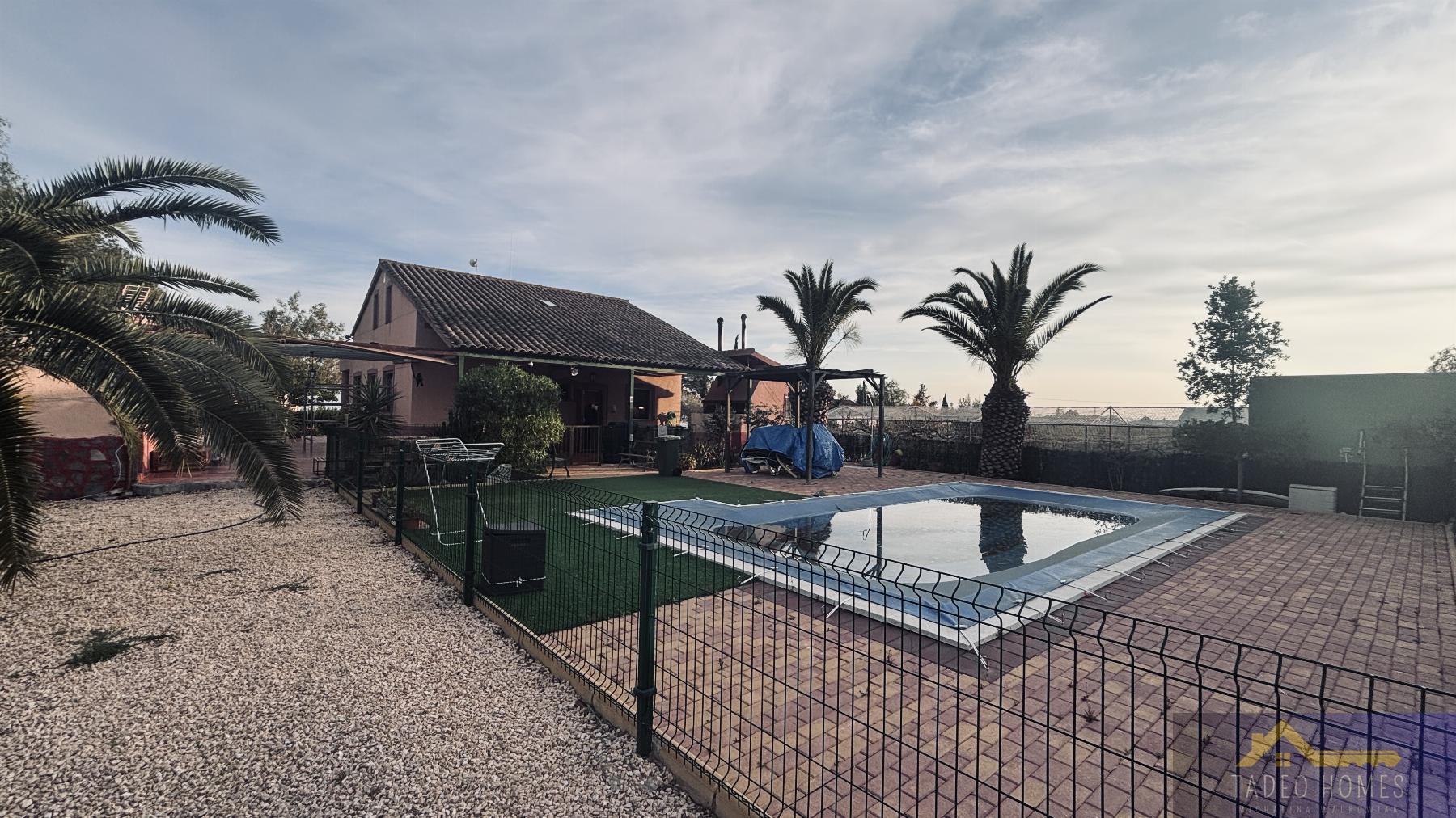 Venta de finca rústica en Gea y Truyols