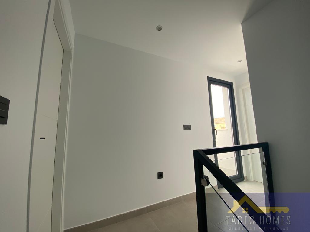 Venta de villa en Los Alcázares