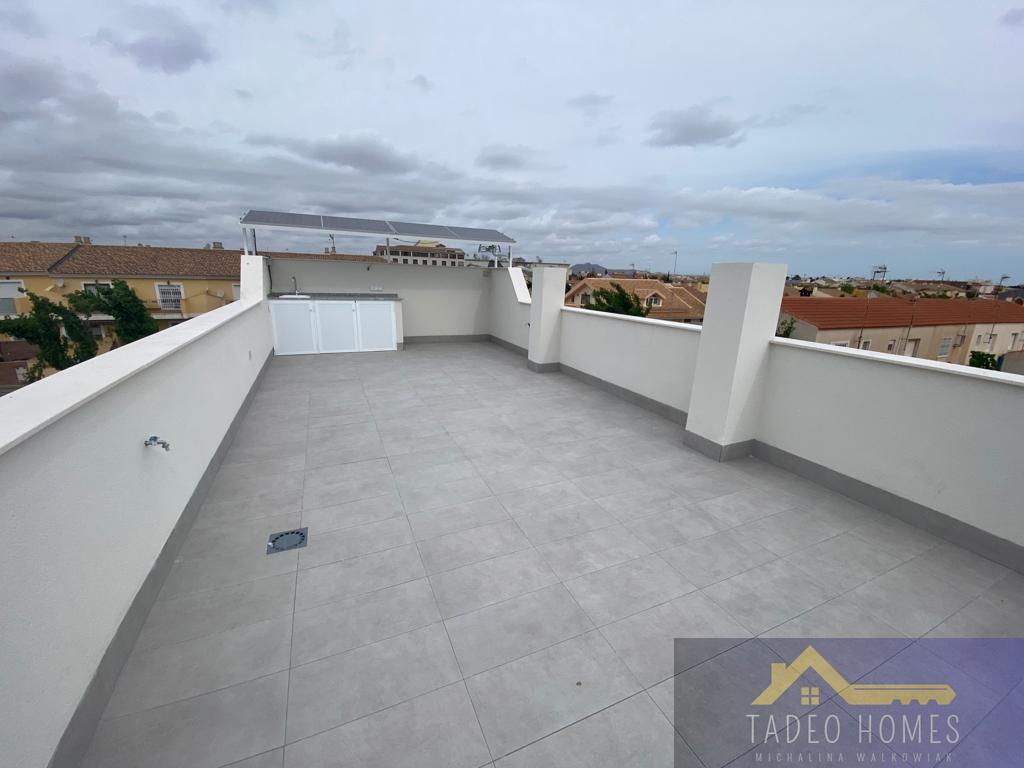 Venta de villa en Los Alcázares