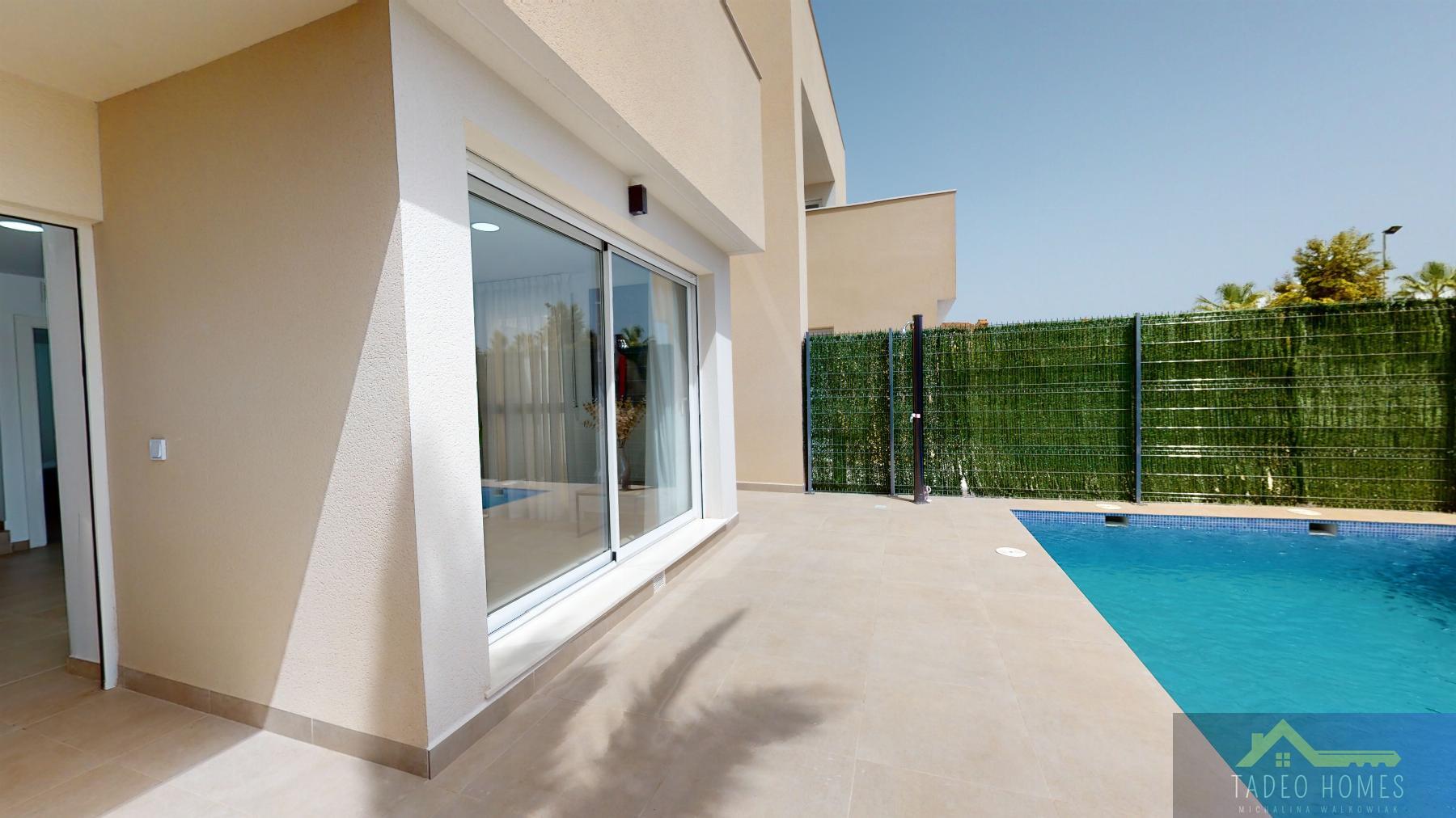 Venta de villa en Los Urrutias