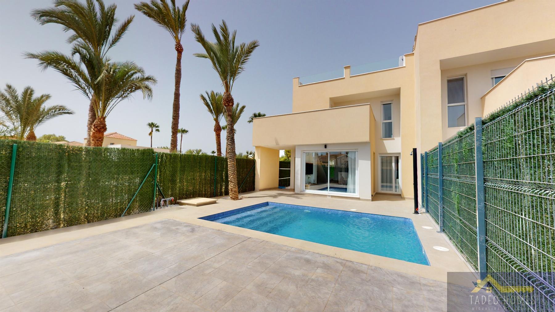 Venta de villa en Los Urrutias