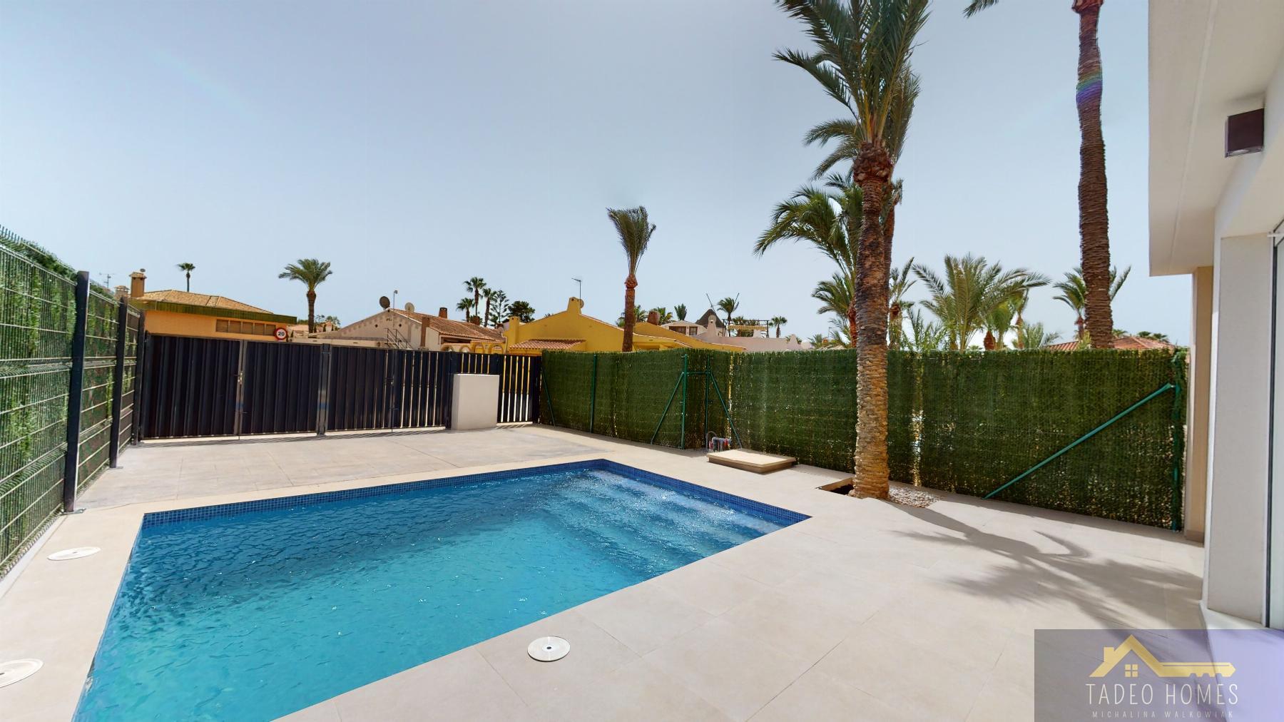 Venta de villa en Los Urrutias