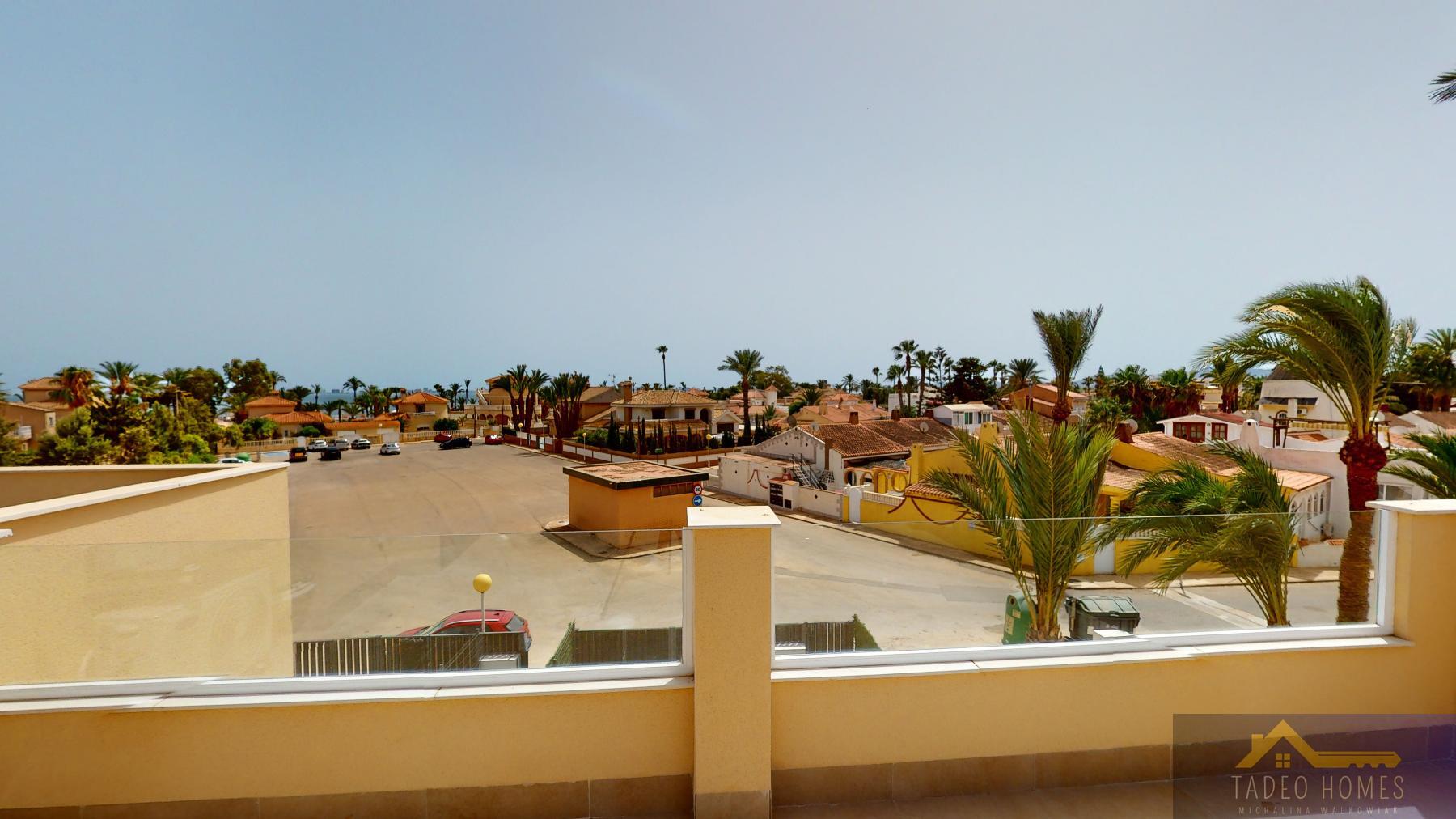 Venta de villa en Los Urrutias