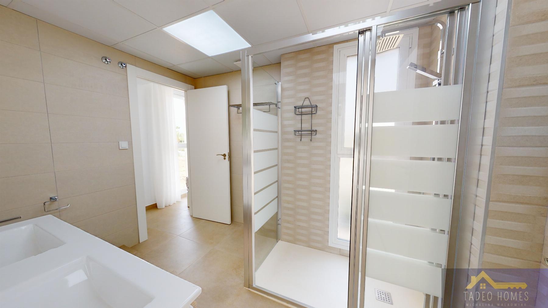 Venta de villa en Los Urrutias