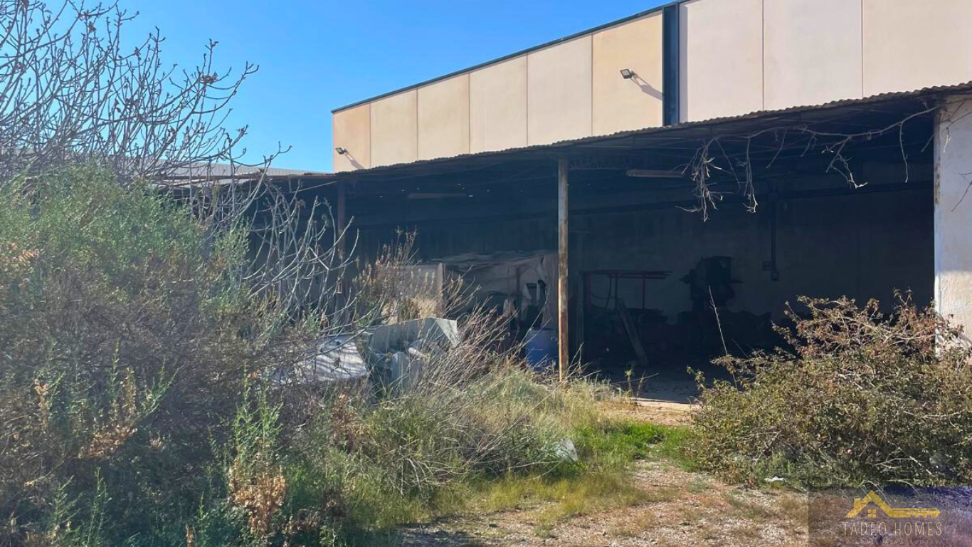 Venta de terreno en Águilas