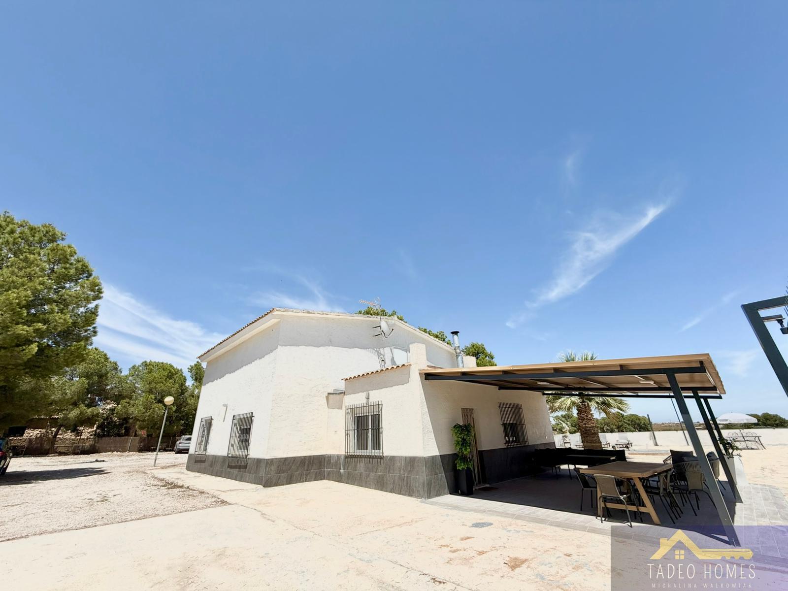 Venta de finca de recreo en Gea y Truyols