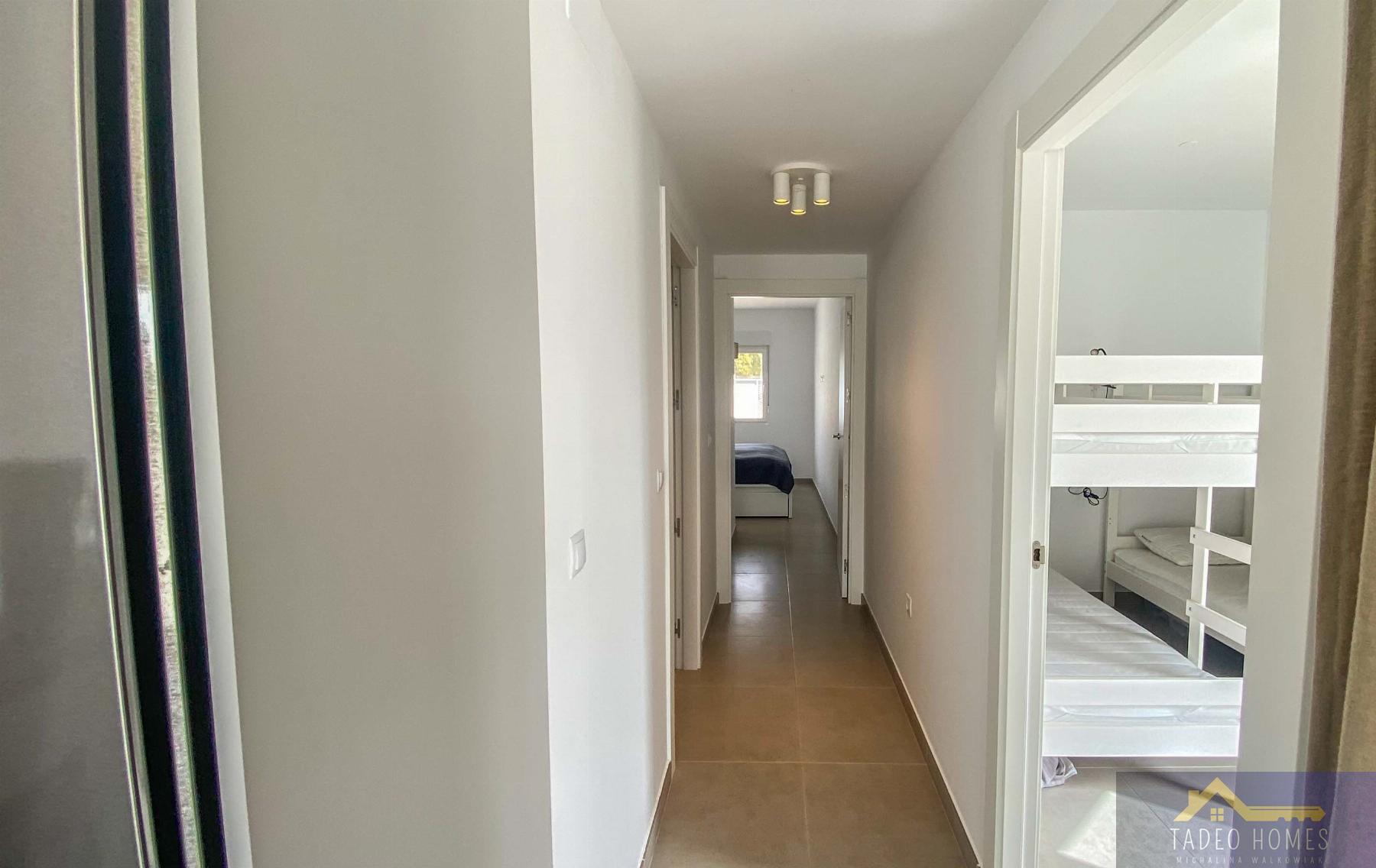 Venta de villa en Los Alcázares