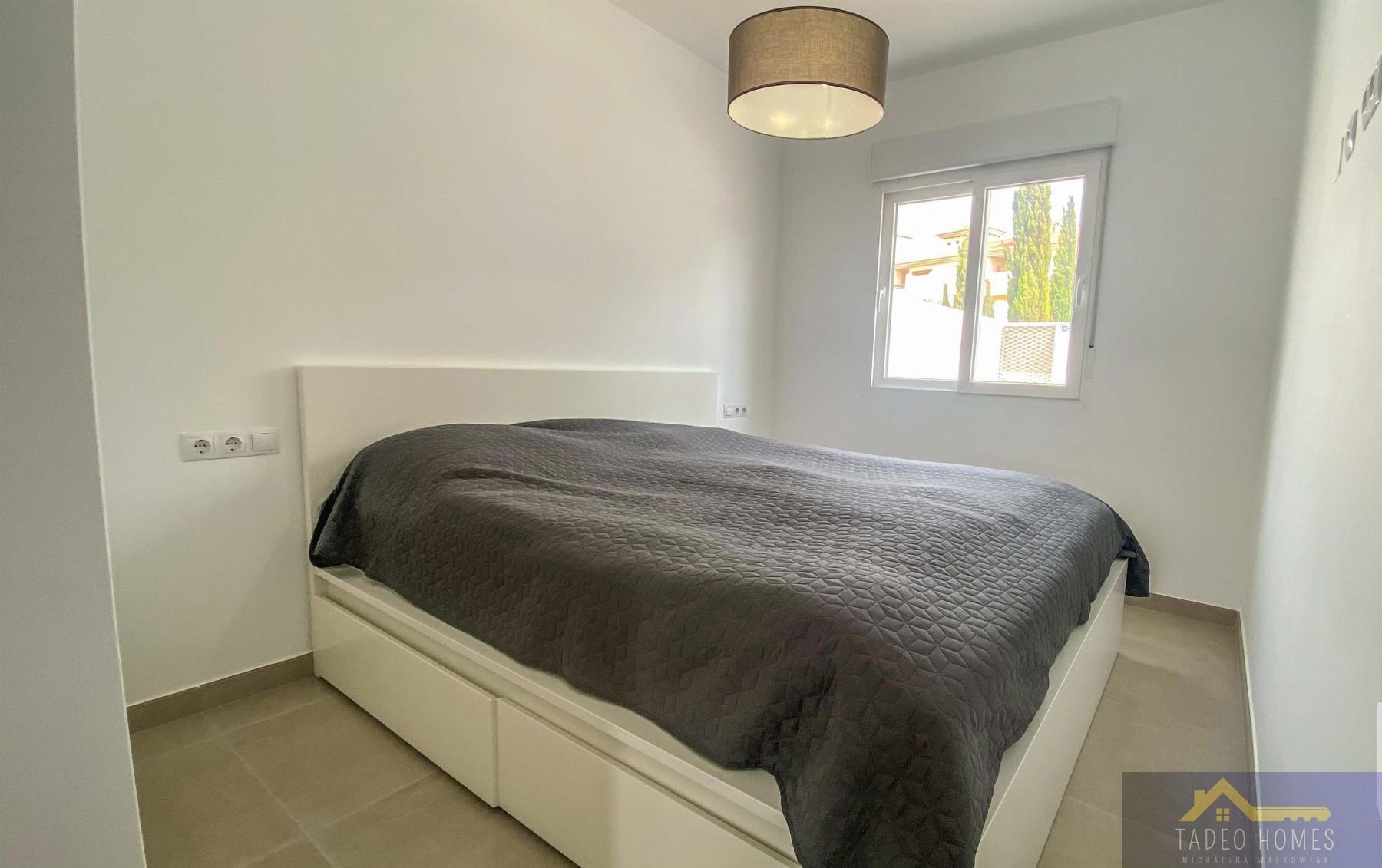 Venta de villa en Los Alcázares