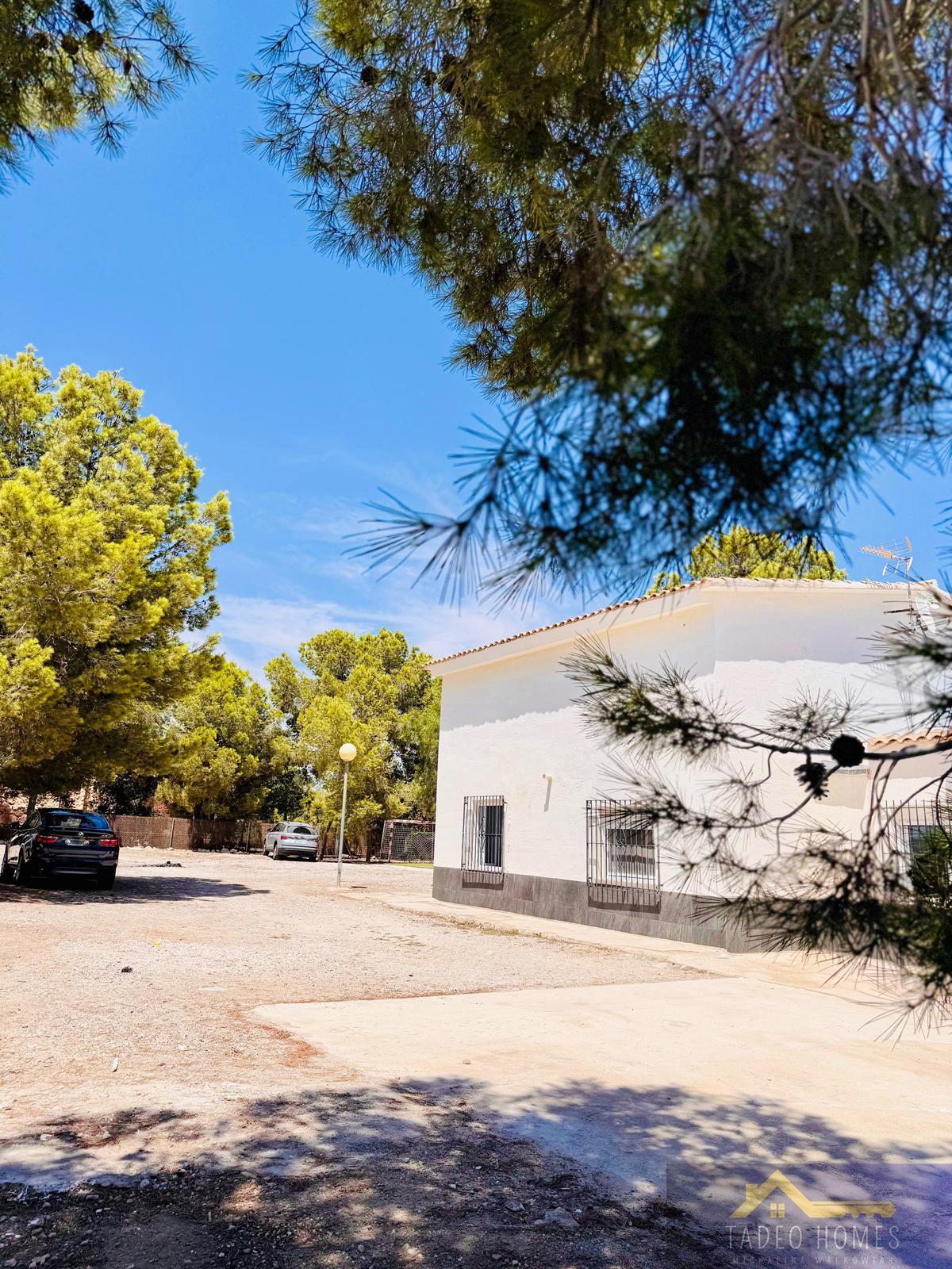 Venta de finca de recreo en Gea y Truyols