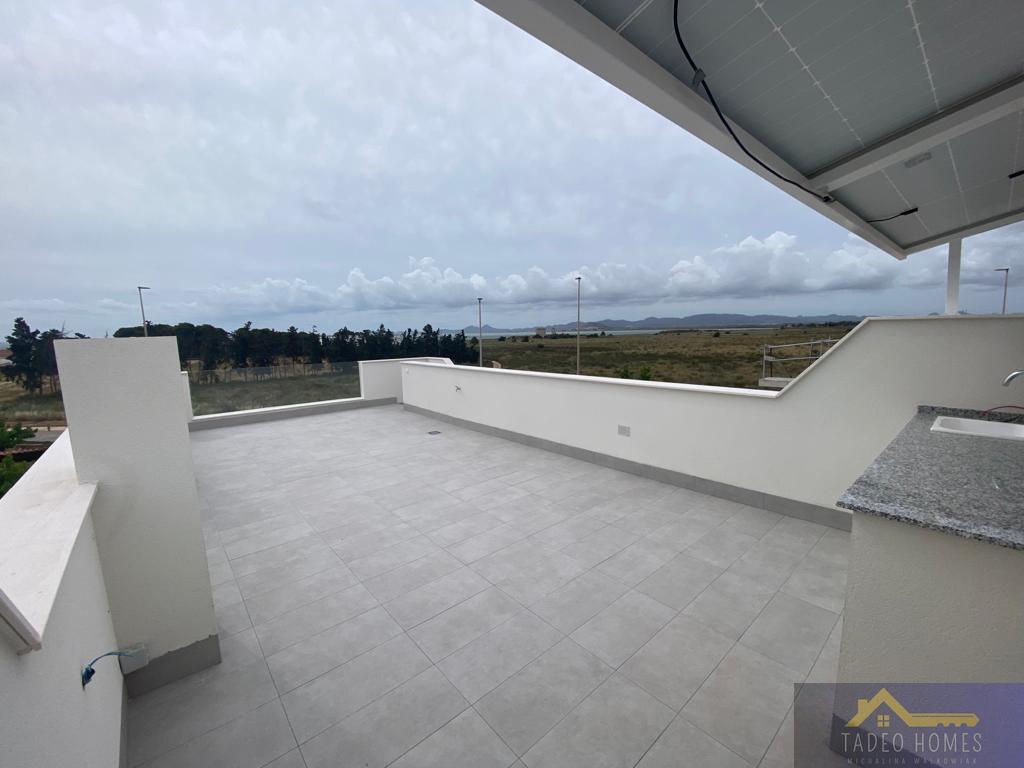 Venta de villa en Los Alcázares