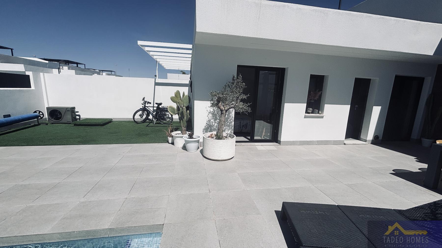 Venta de villa en Roldán
