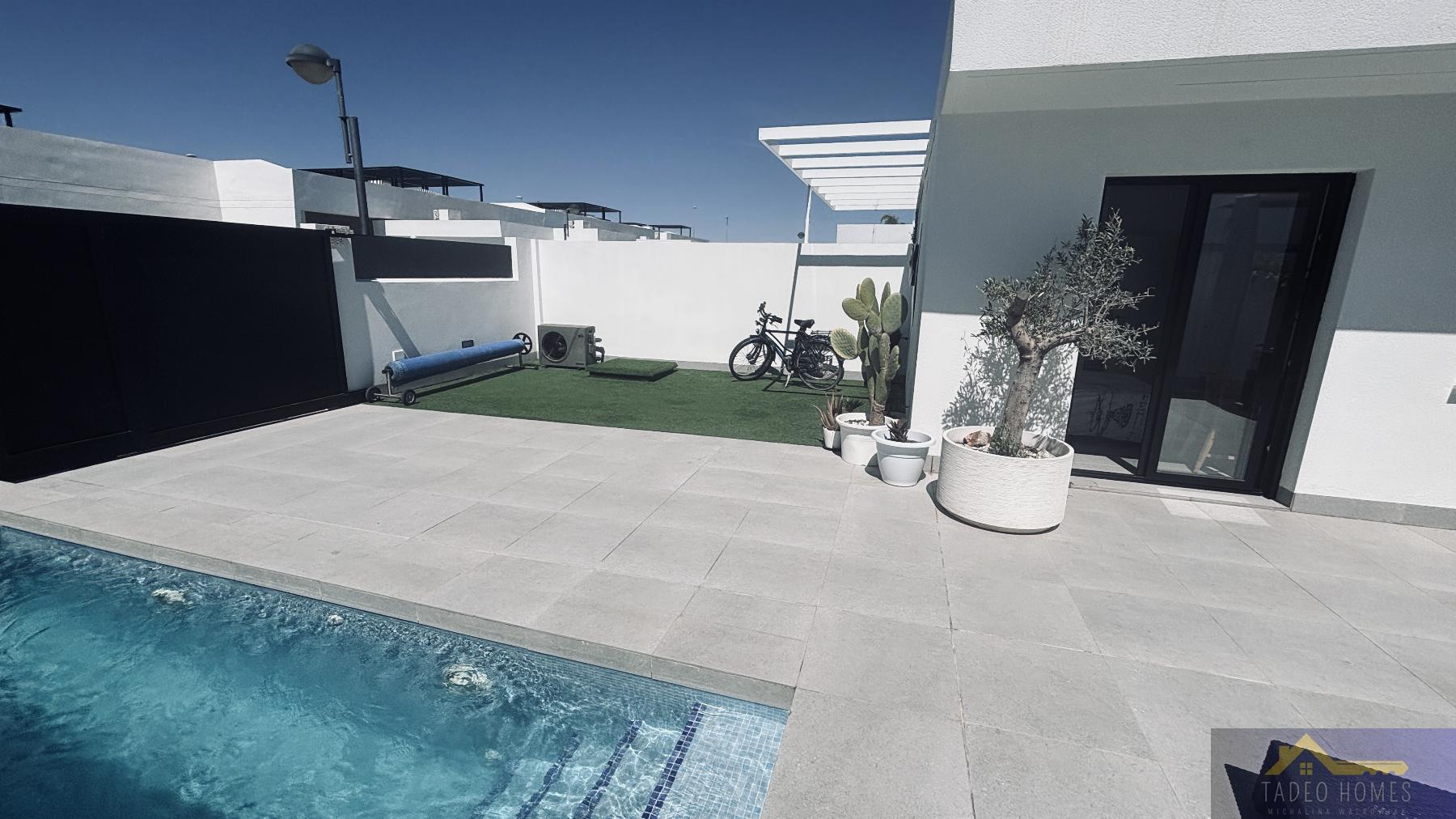 Venta de villa en Roldán