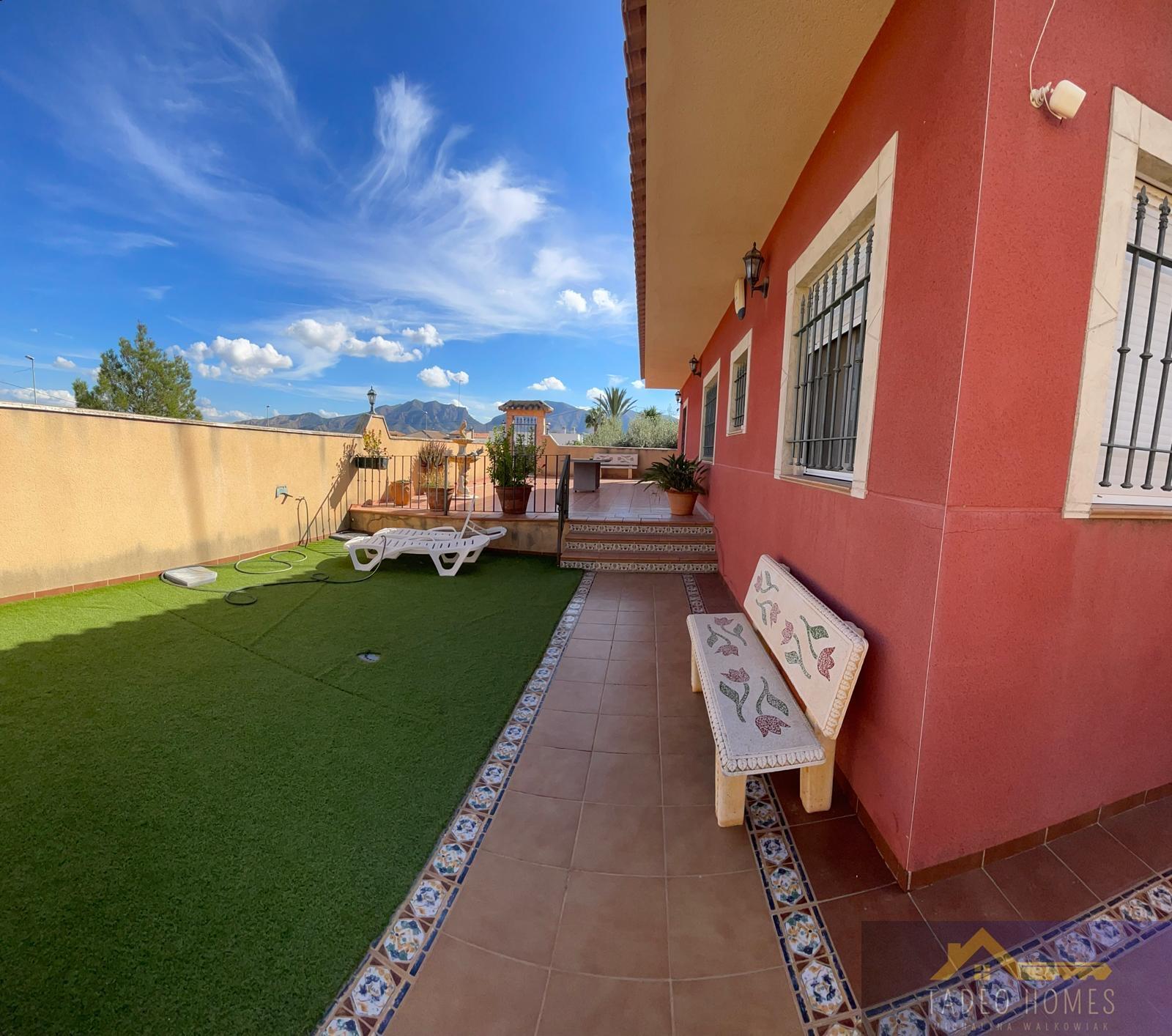 Venta de chalet en Abanilla