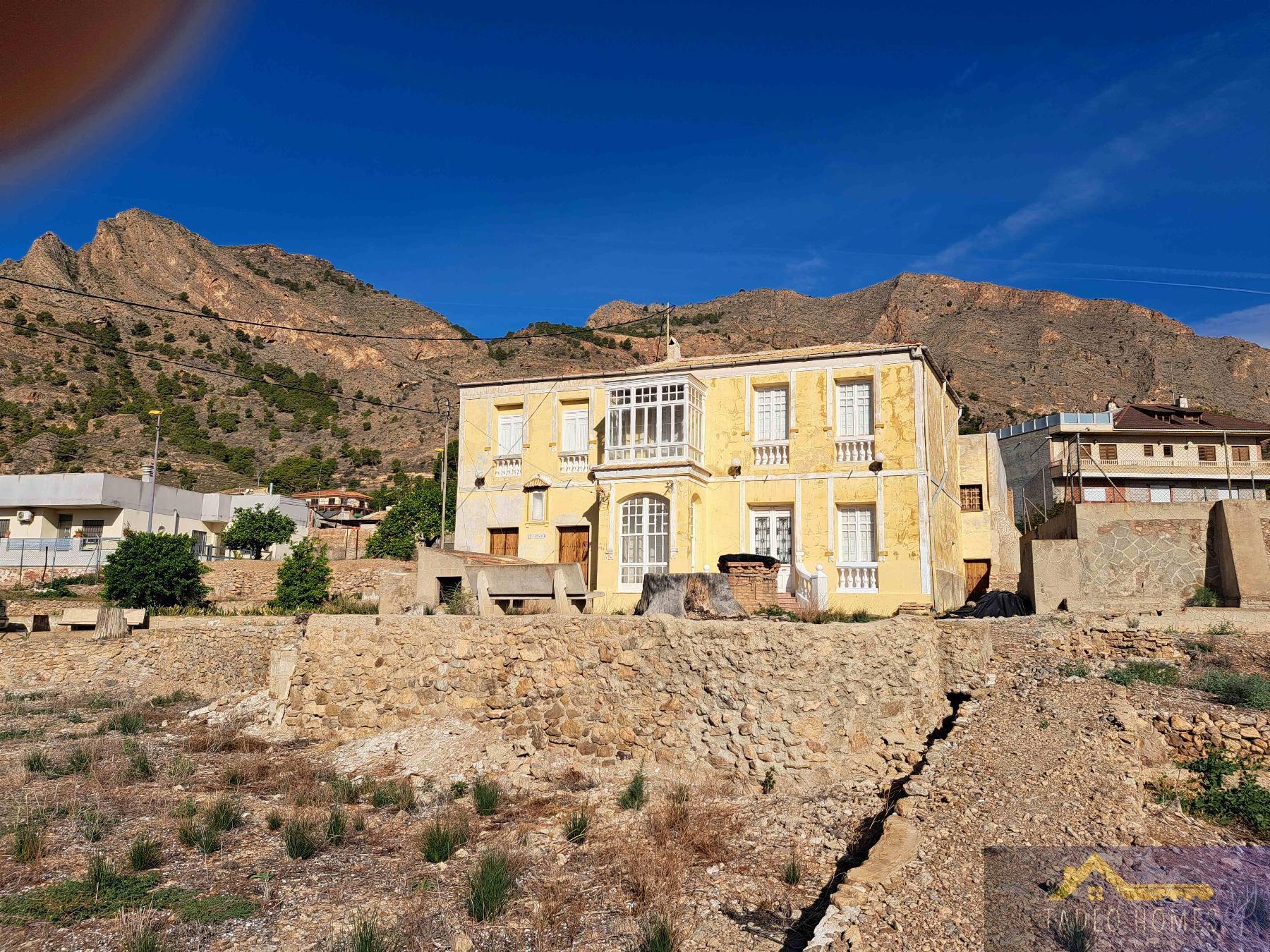 Venta de finca rústica en Orihuela