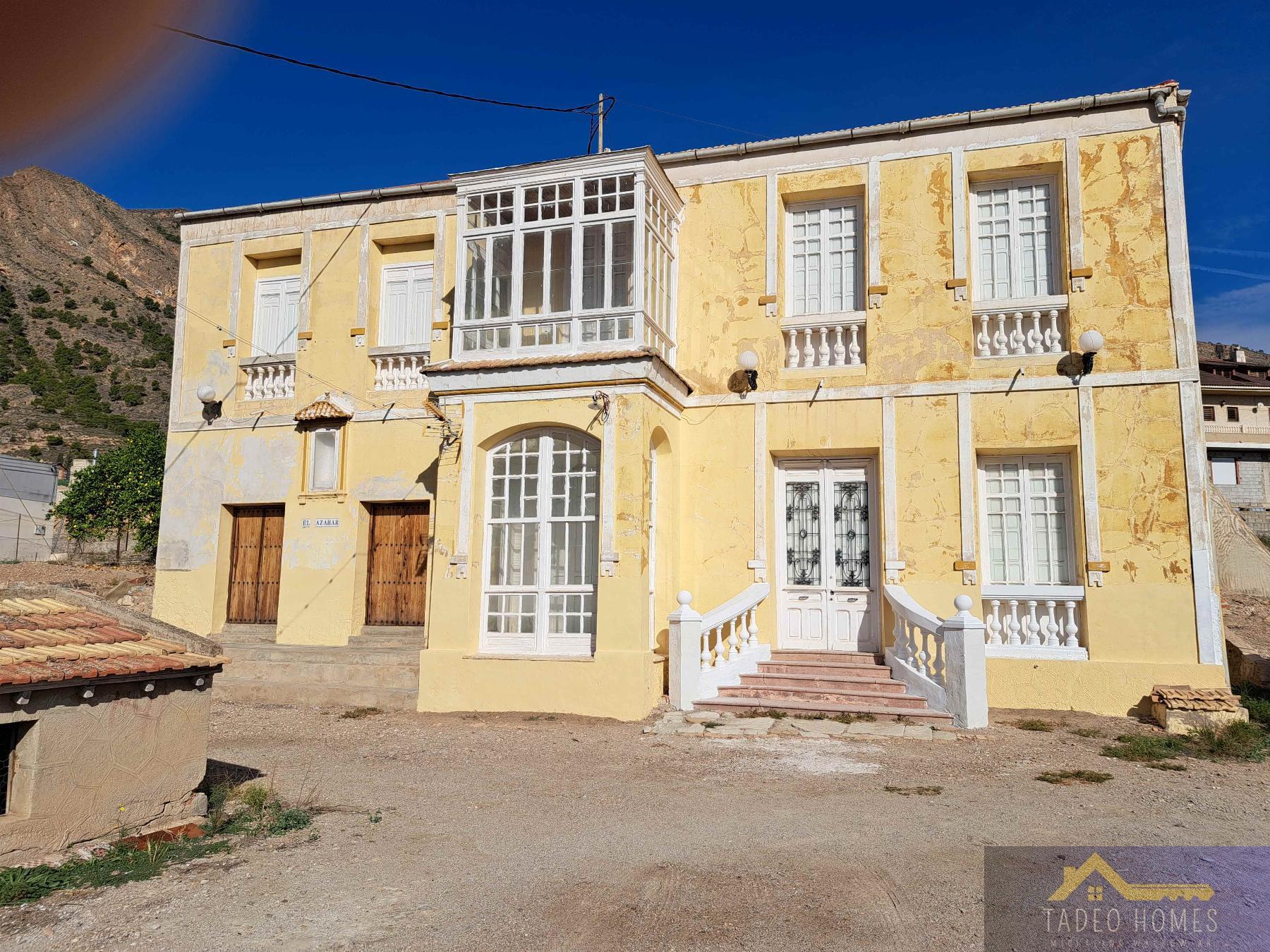 Venta de finca rústica en Orihuela