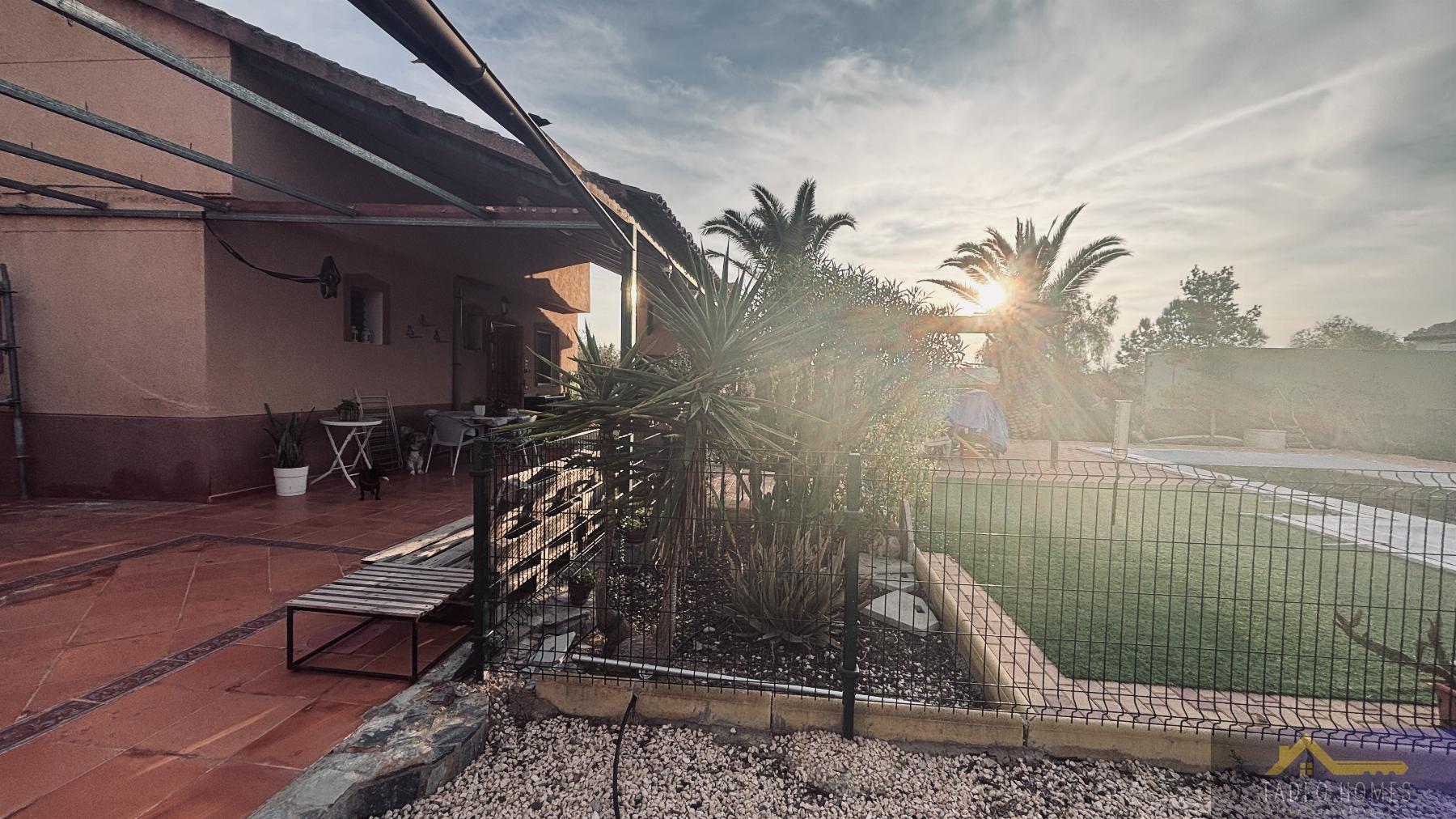 Venta de finca rústica en Gea y Truyols