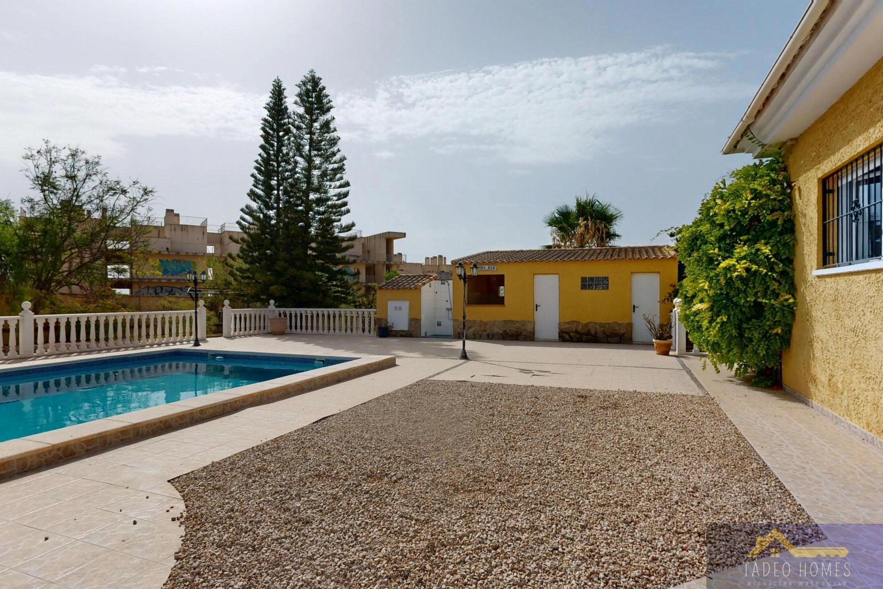 Venta de chalet en Gea y Truyols
