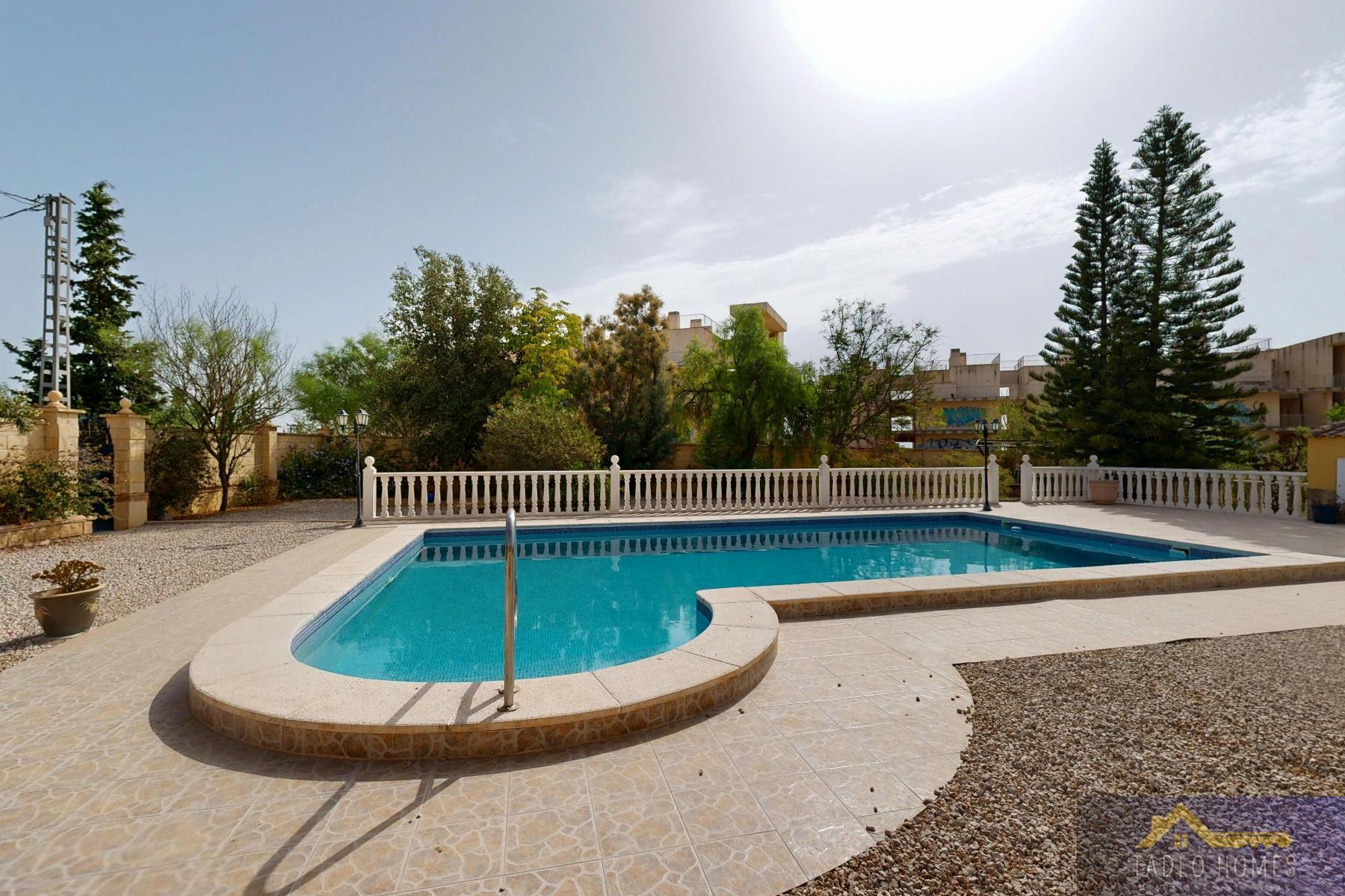 Venta de chalet en Gea y Truyols
