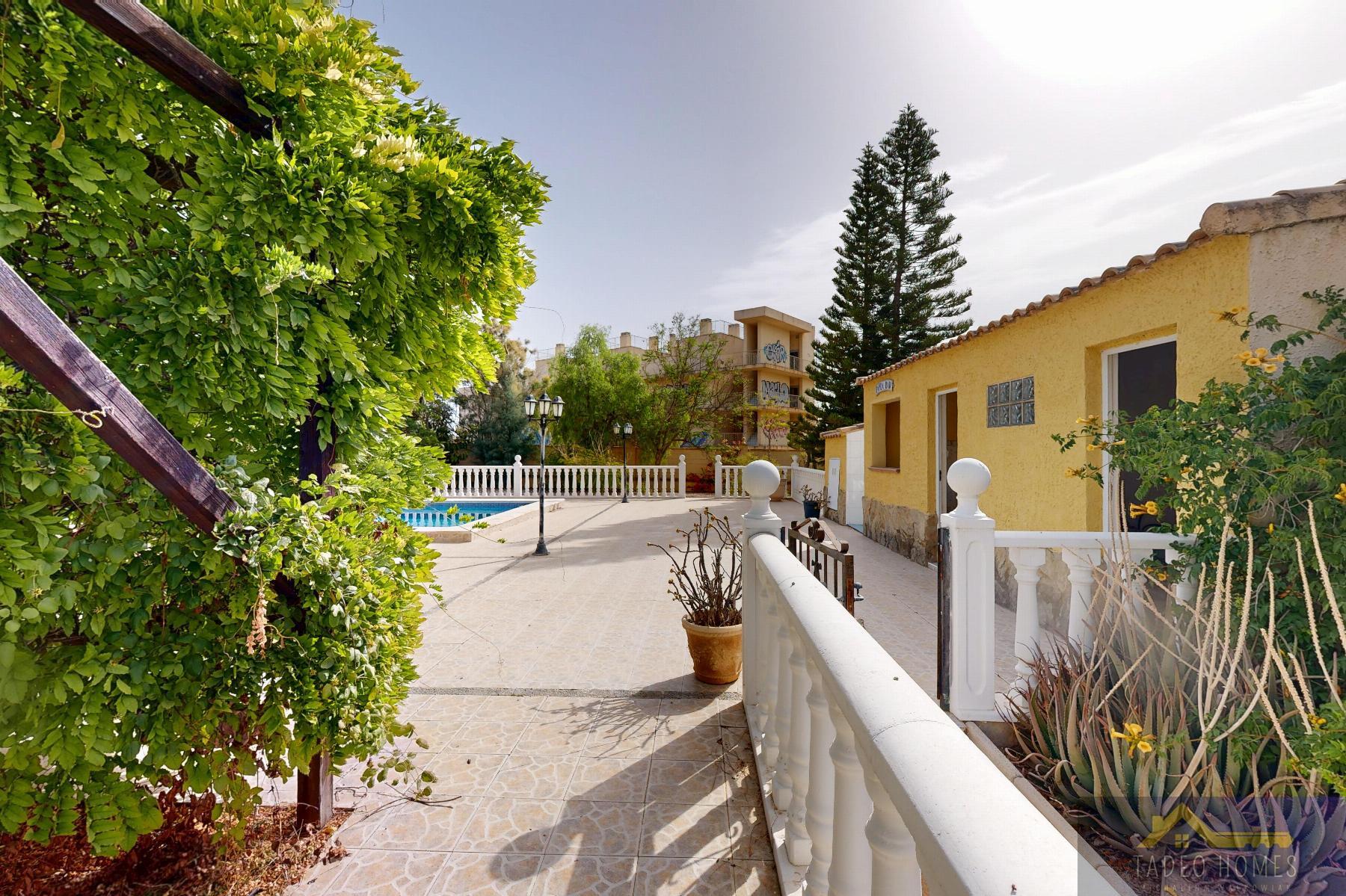 Venta de chalet en Gea y Truyols