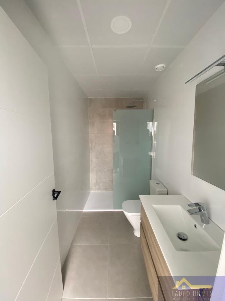 Venta de villa en Los Alcázares