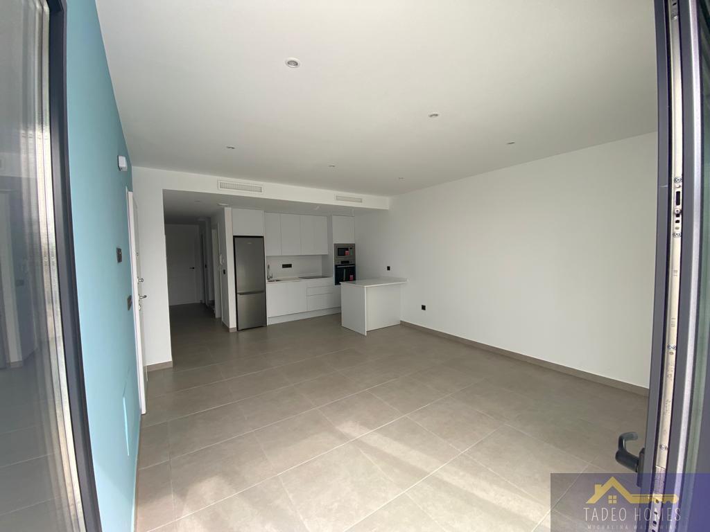 Venta de villa en Los Alcázares