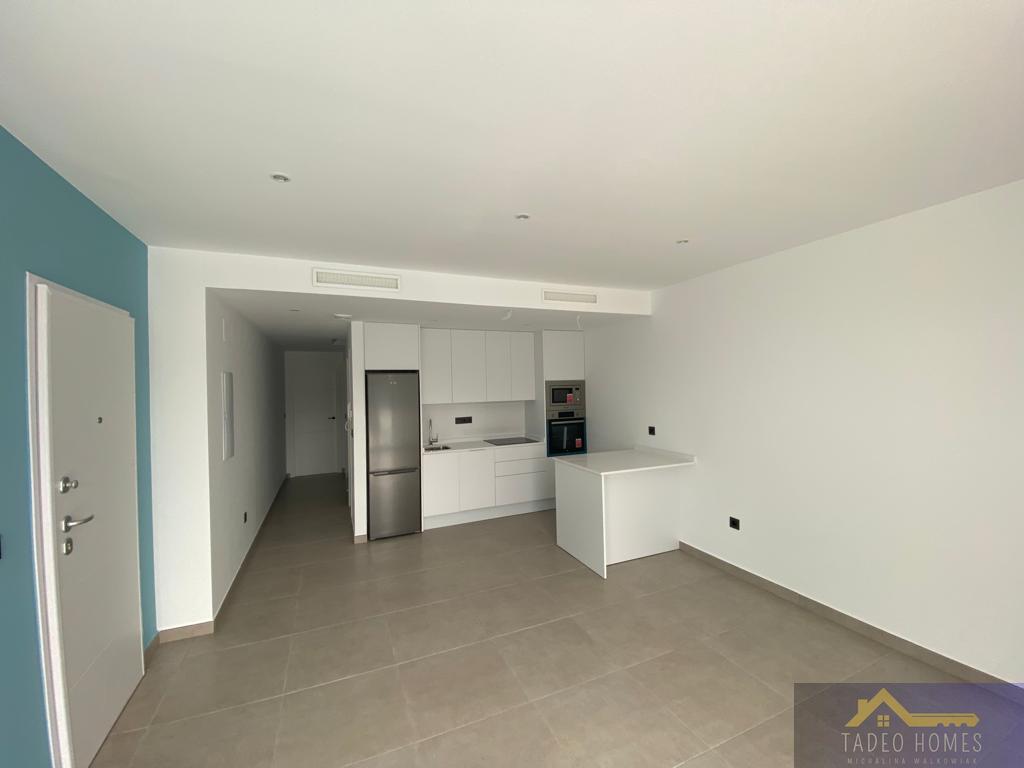 Venta de villa en Los Alcázares