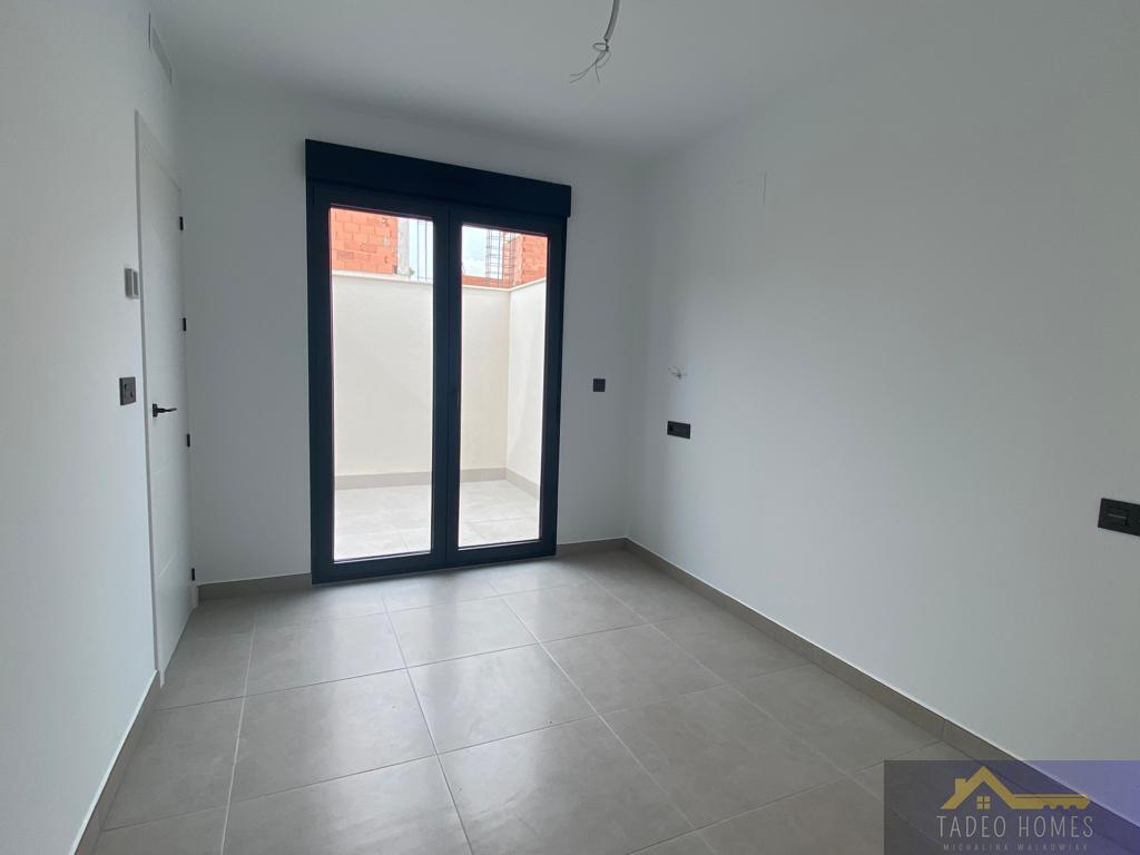 Venta de villa en Los Alcázares