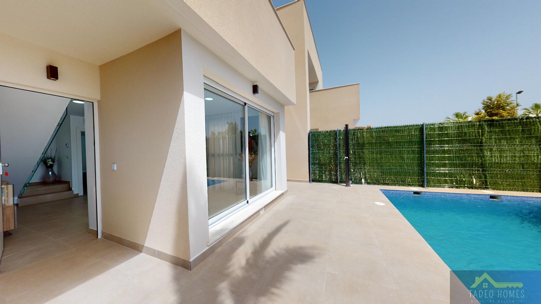 Venta de villa en Los Urrutias