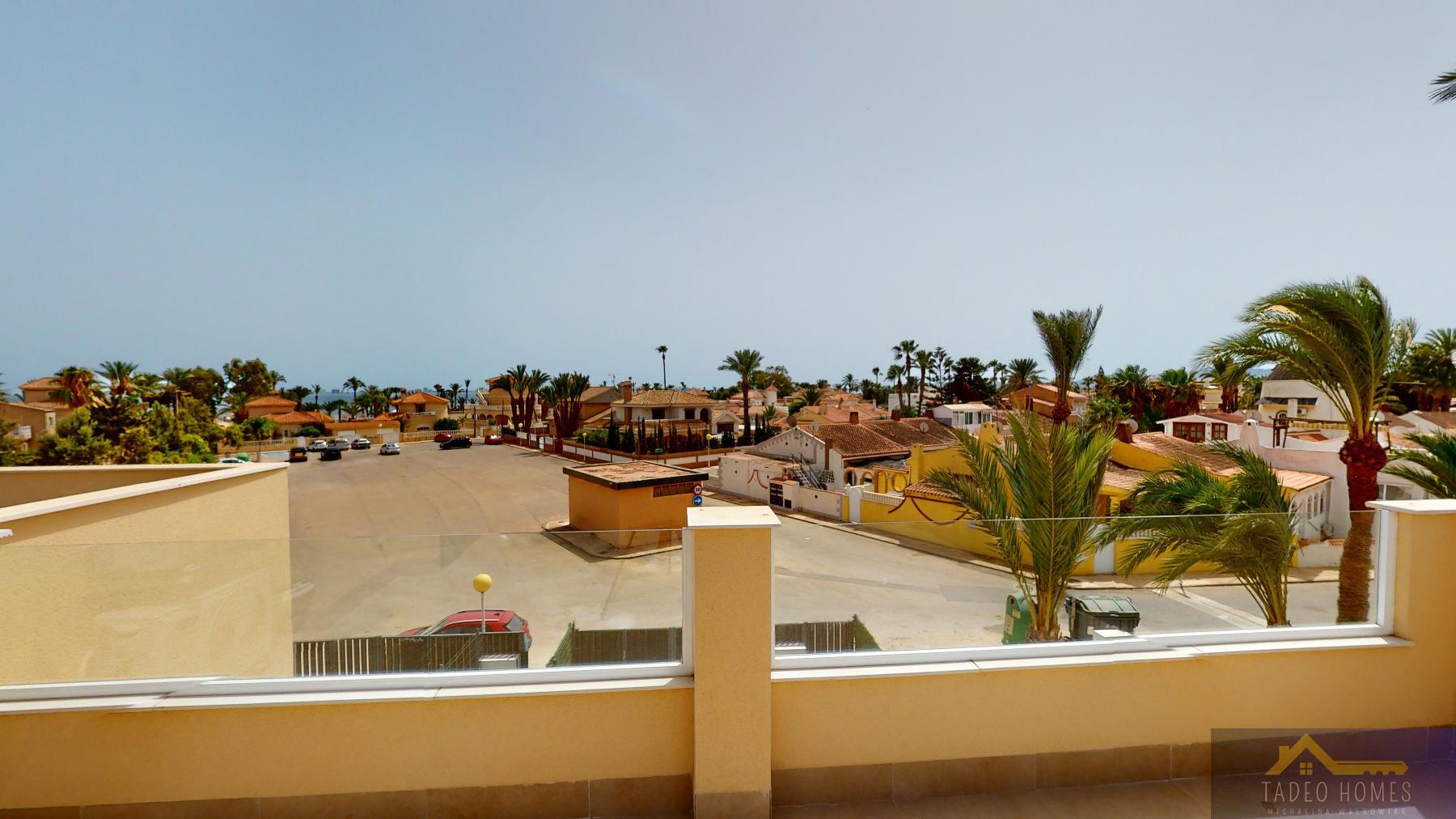 Venta de villa en Los Urrutias